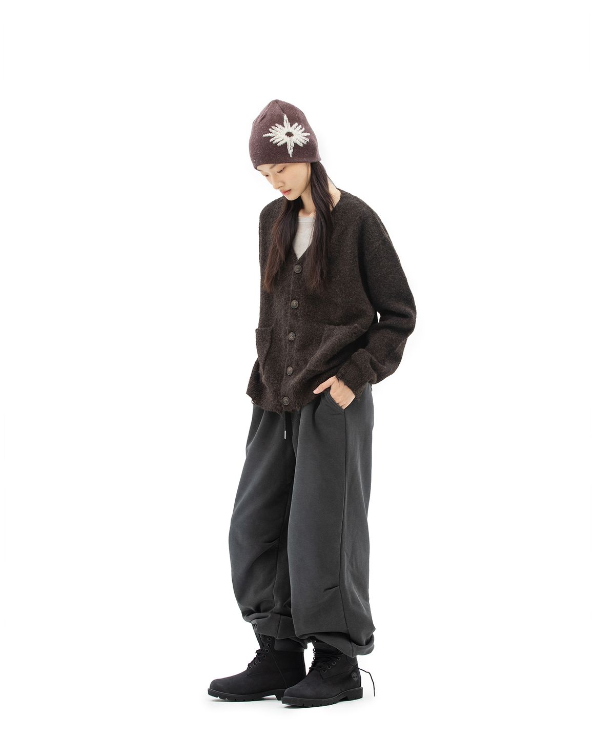 데프가먼츠(DEFGARMENTS) RICH V GARDIGAN [2COLOR]