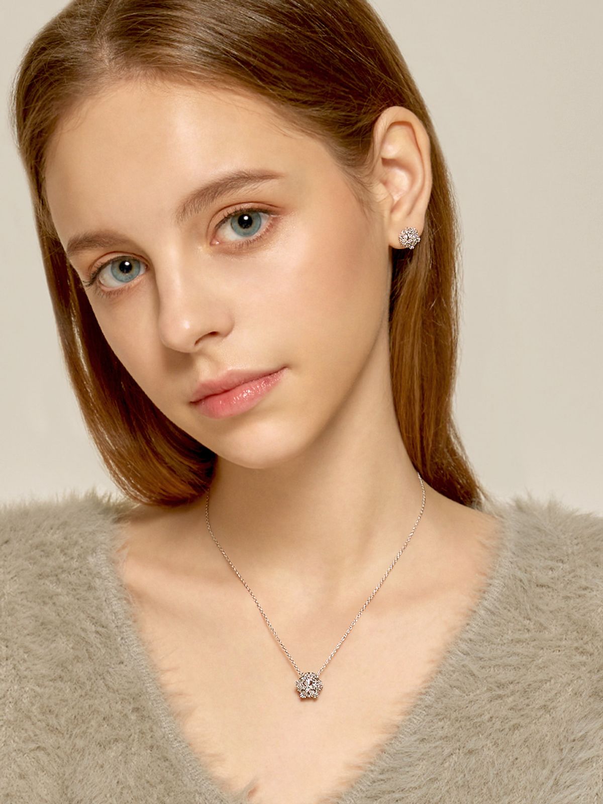 가이거주얼리(GEIGERJEWELRY) 플라워 볼 목걸이 GISVNN040