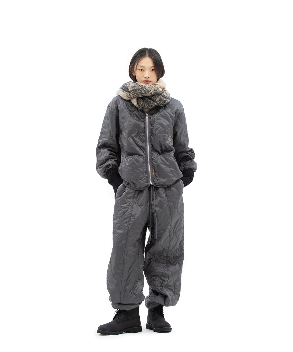 데프가먼츠(DEFGARMENTS) NEEDLE QUILTING PANTS [4COLOR]