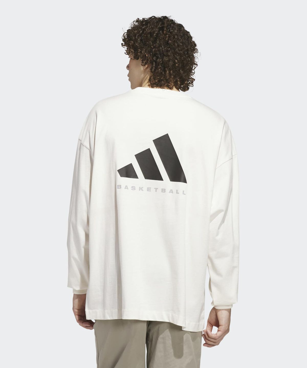 아디다스(ADIDAS) 바스켓볼 긴팔 티 - 화이트 / JX5579
