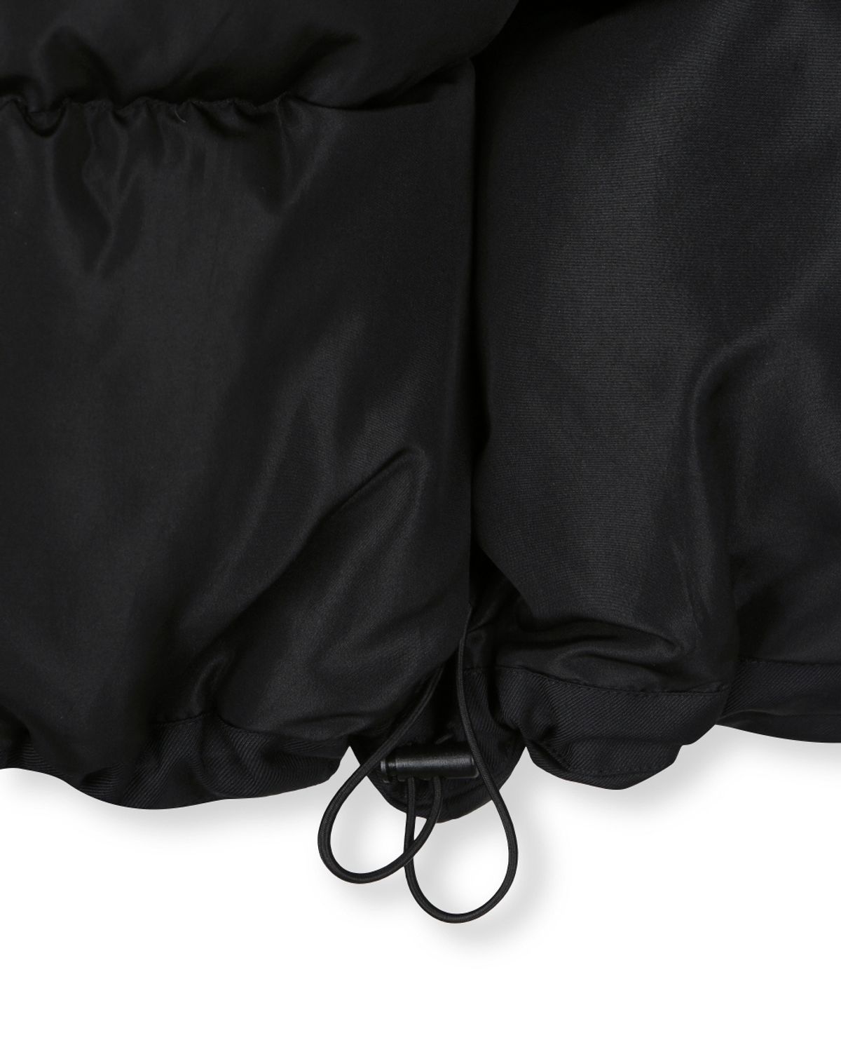 비슬로우(BESLOW) OVERSIZED MINIMAL PUFFER DOWN JACKET BLACK