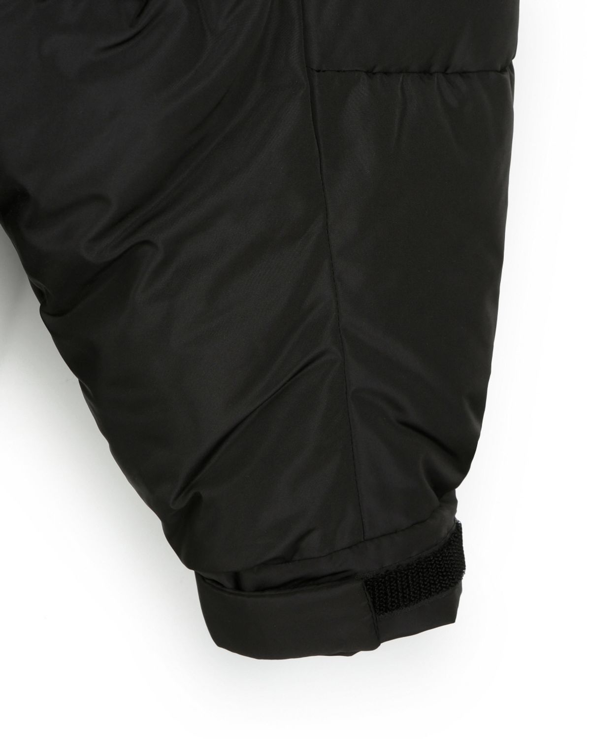 비슬로우(BESLOW) MINIMAL MOUNTAIN DOWN PARKA BLACK