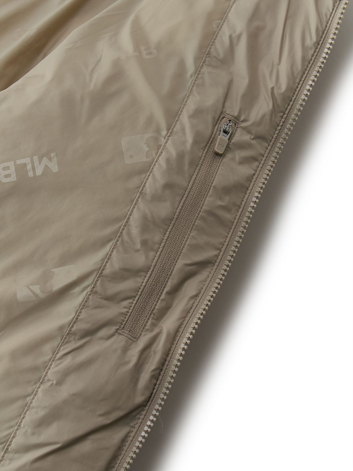 엠엘비(MLB) 커브패딩 BOS (Ptn.Beige)