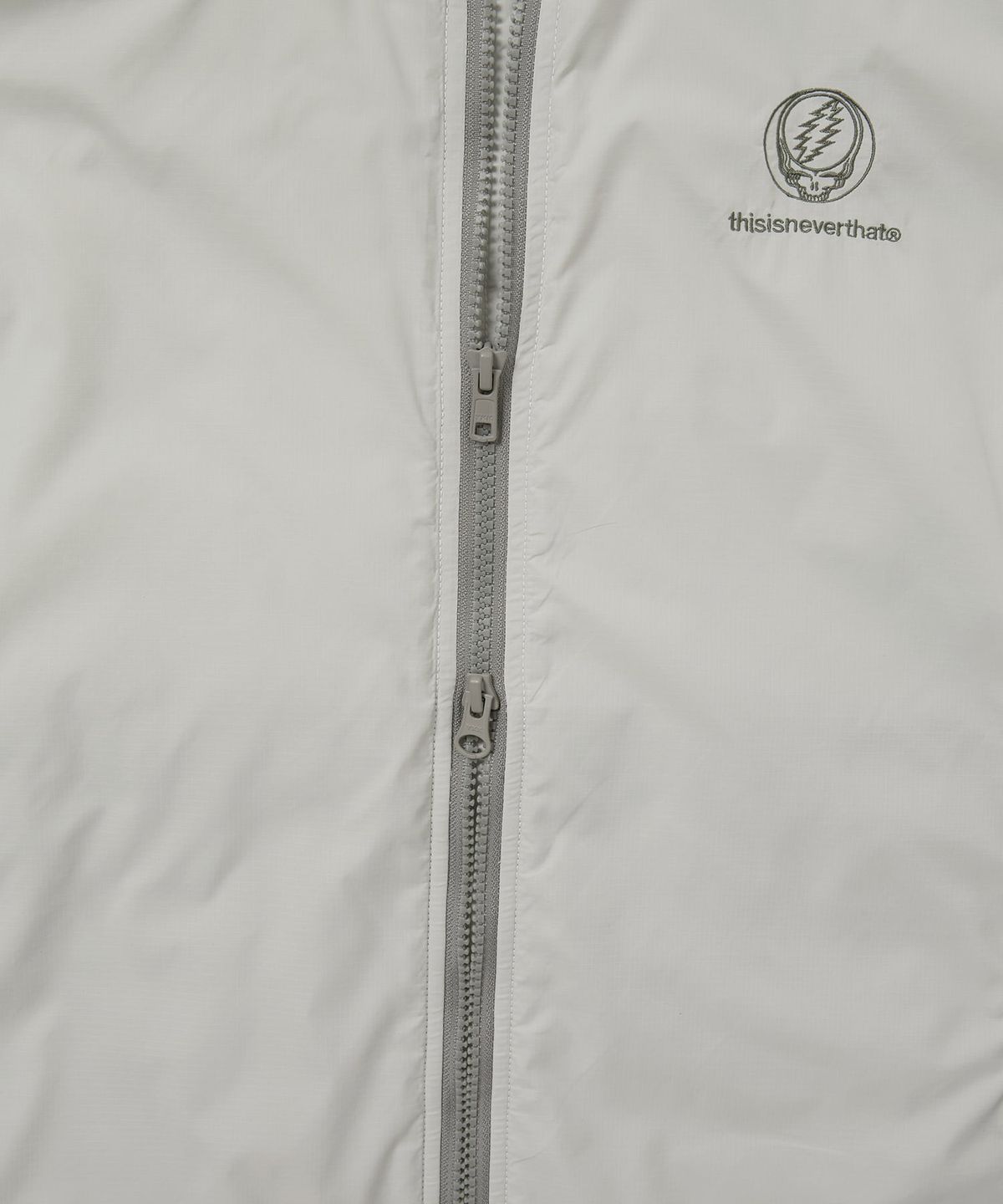 디스이즈네버댓(THISISNEVERTHAT) GD SYF Warm Up Jacket Stone