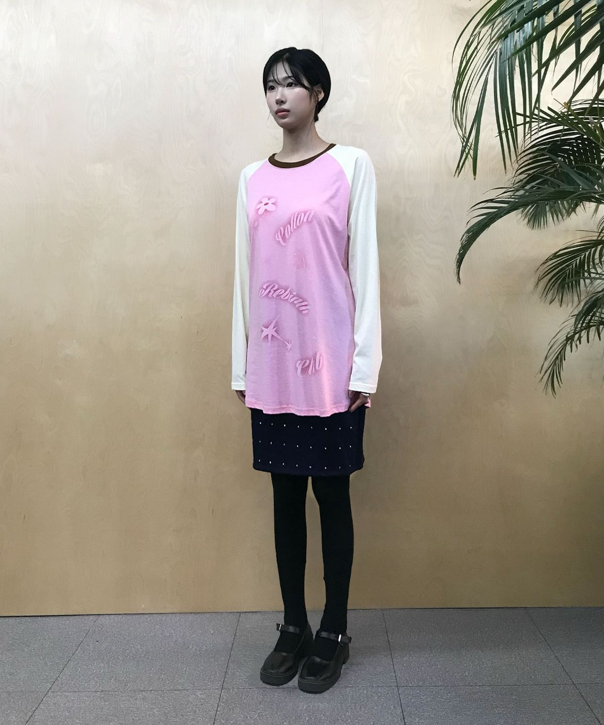 코튼리버스클럽(COTTONREBIRTHCLUB) 콘트라스트 래글런 티셔츠 (핑크)