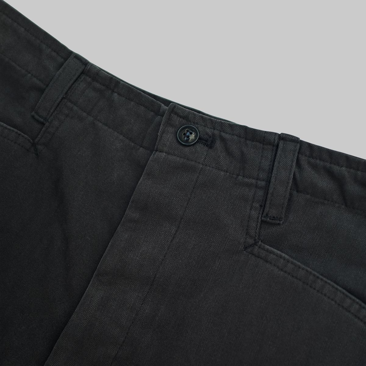 뗄라(TELA) Charcoal Navy Herringbone Twill Cotton Work Pants