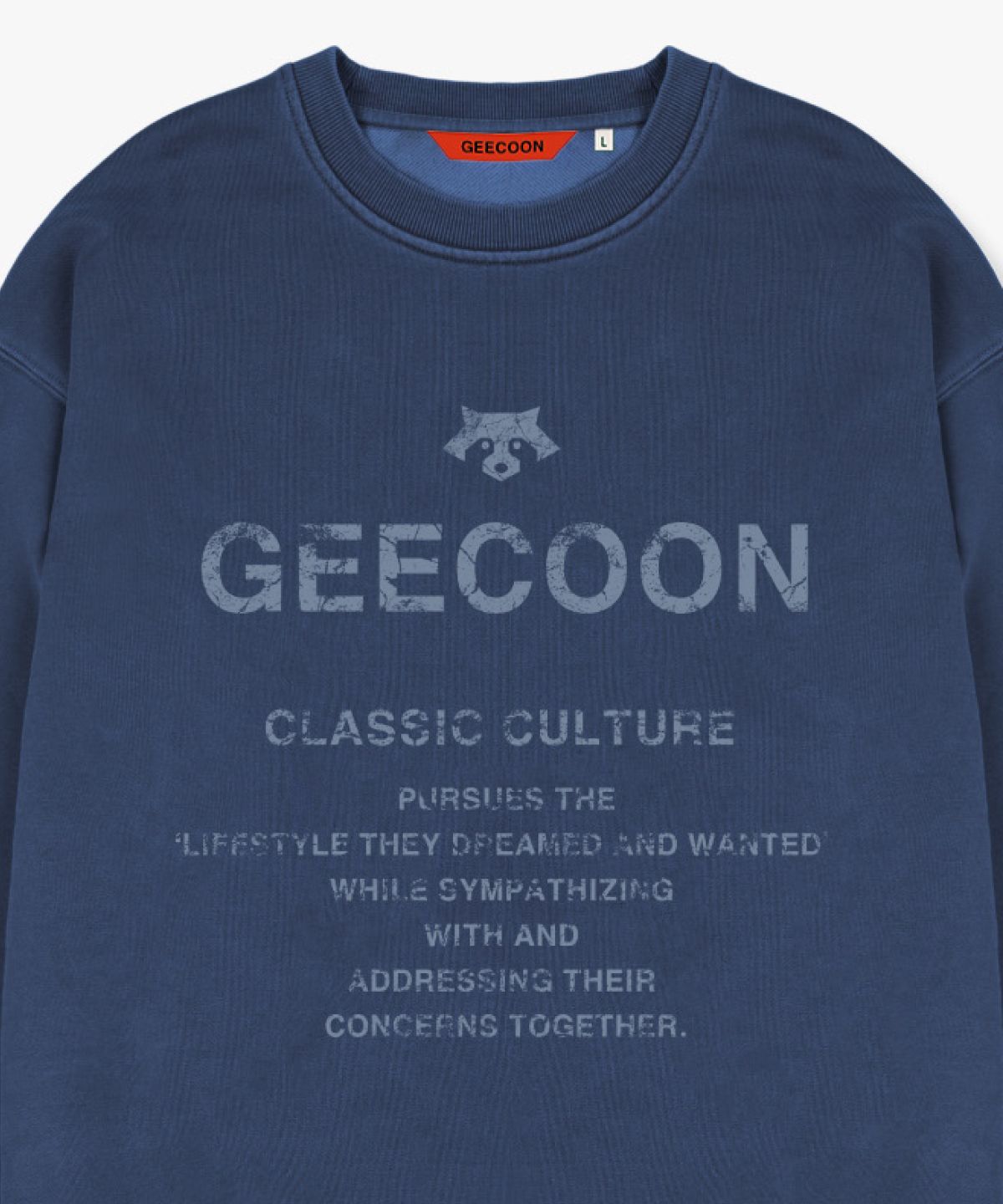 지쿤(GEECOON) 피그먼트 다잉 빈티지 레터링 스웨트셔츠 GEE257-109 블루