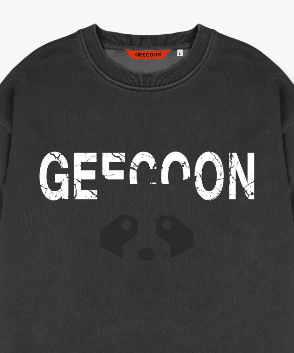 지쿤(GEECOON) 피그먼트 다잉 다크네스 심볼 스웨트셔츠 GEE257-107 챠콜