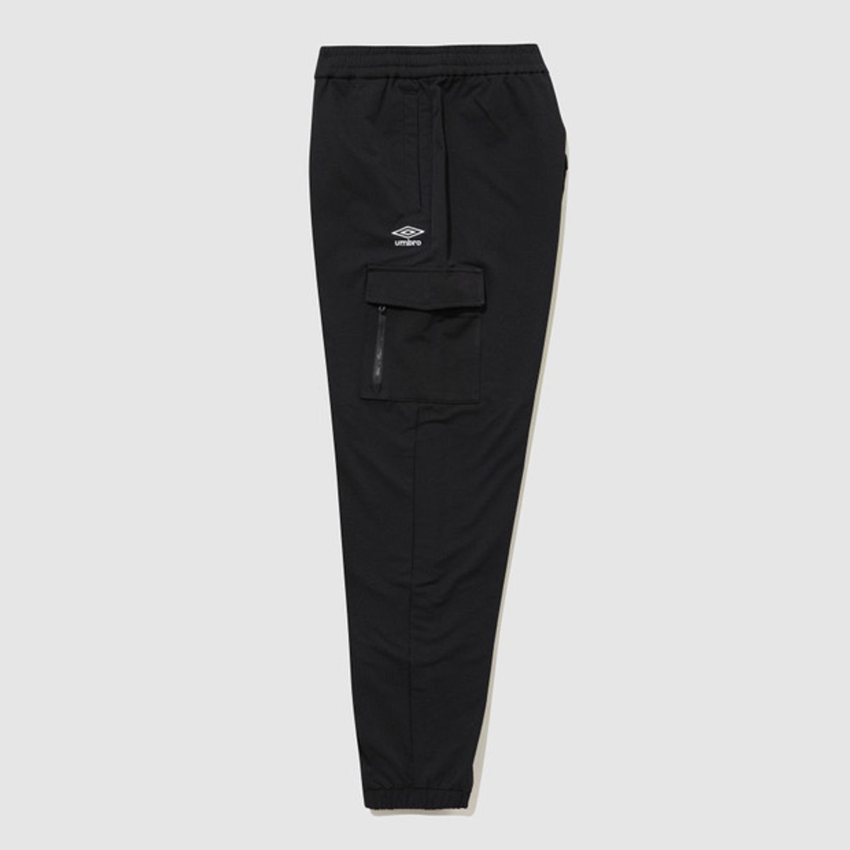 엄브로(UMBRO) 폴라 스트레치 기모 카고 조거 팬츠 블랙 UQ423SPTO1