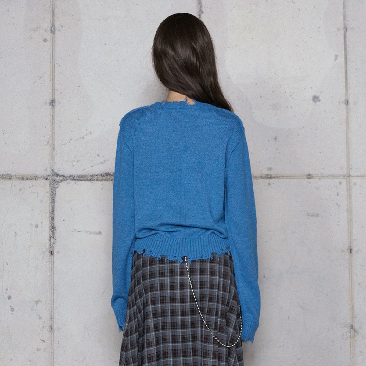 라라폭스(LALAFOX) DESTROYED V-NECK KNIT BLUE 브이넥 니트 BR4KL002