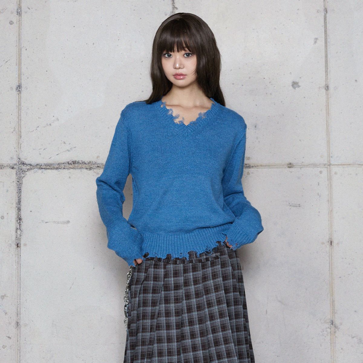 라라폭스(LALAFOX) DESTROYED V-NECK KNIT BLUE 브이넥 니트 BR4KL002