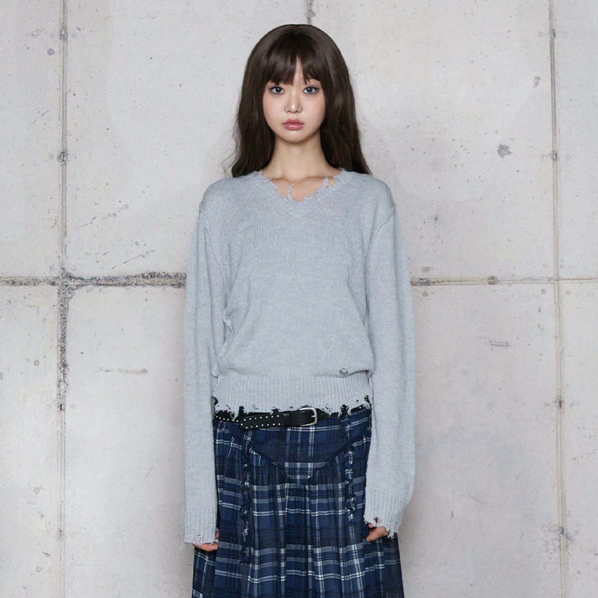 라라폭스(LALAFOX) DESTROYED V-NECK KNIT GREY 브이넥 니트 BR4KL001