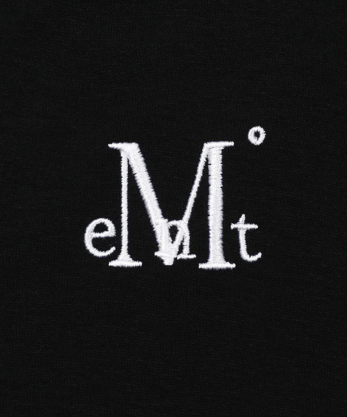 무센트(MUCENT) 데이션 슬림핏 유넥 긴팔 티 (5컬러)