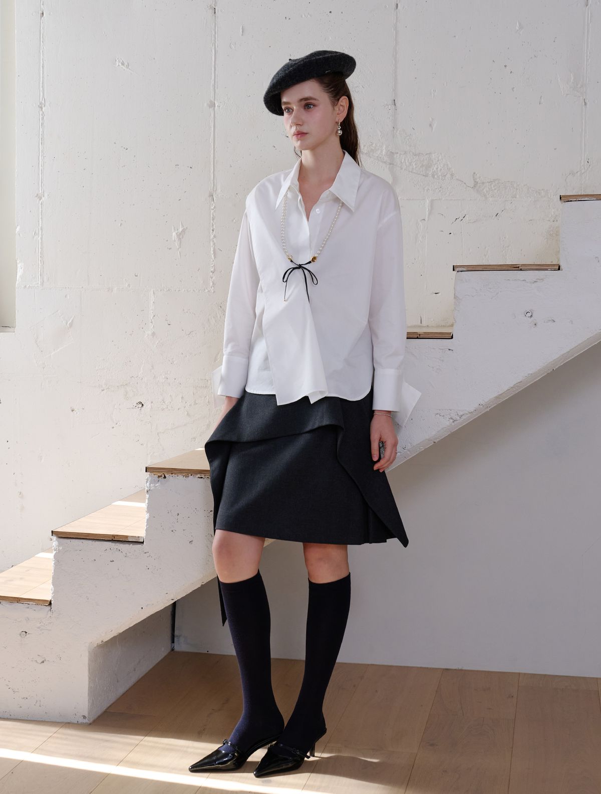 르이엘(LE YIEL) Ruffle A-Line Skirt_Charcoal Grey 러플 에이라인 스커트_차콜 그레이