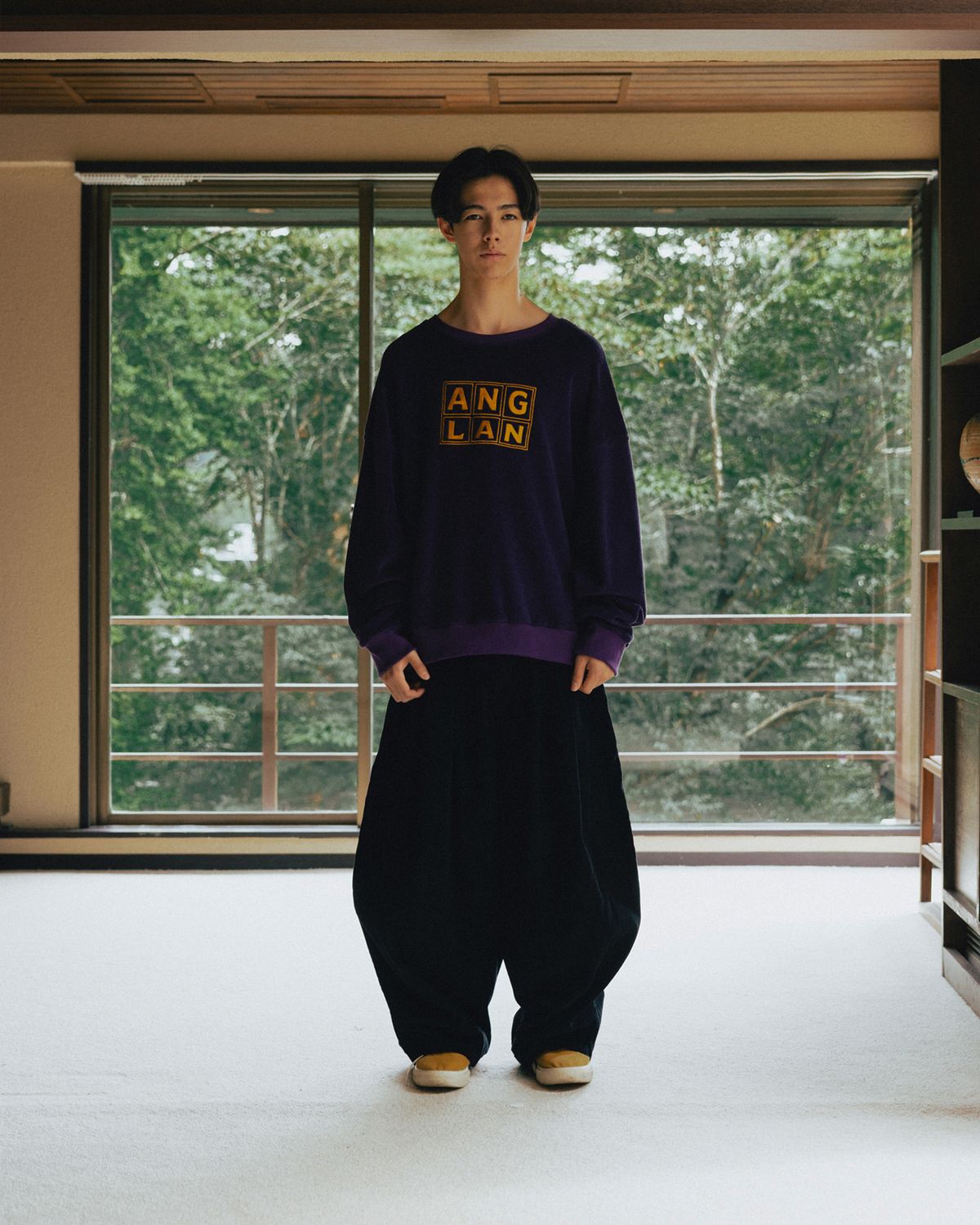 앵글런(ANGLAN) Terry Embroidered Pullover - Purple