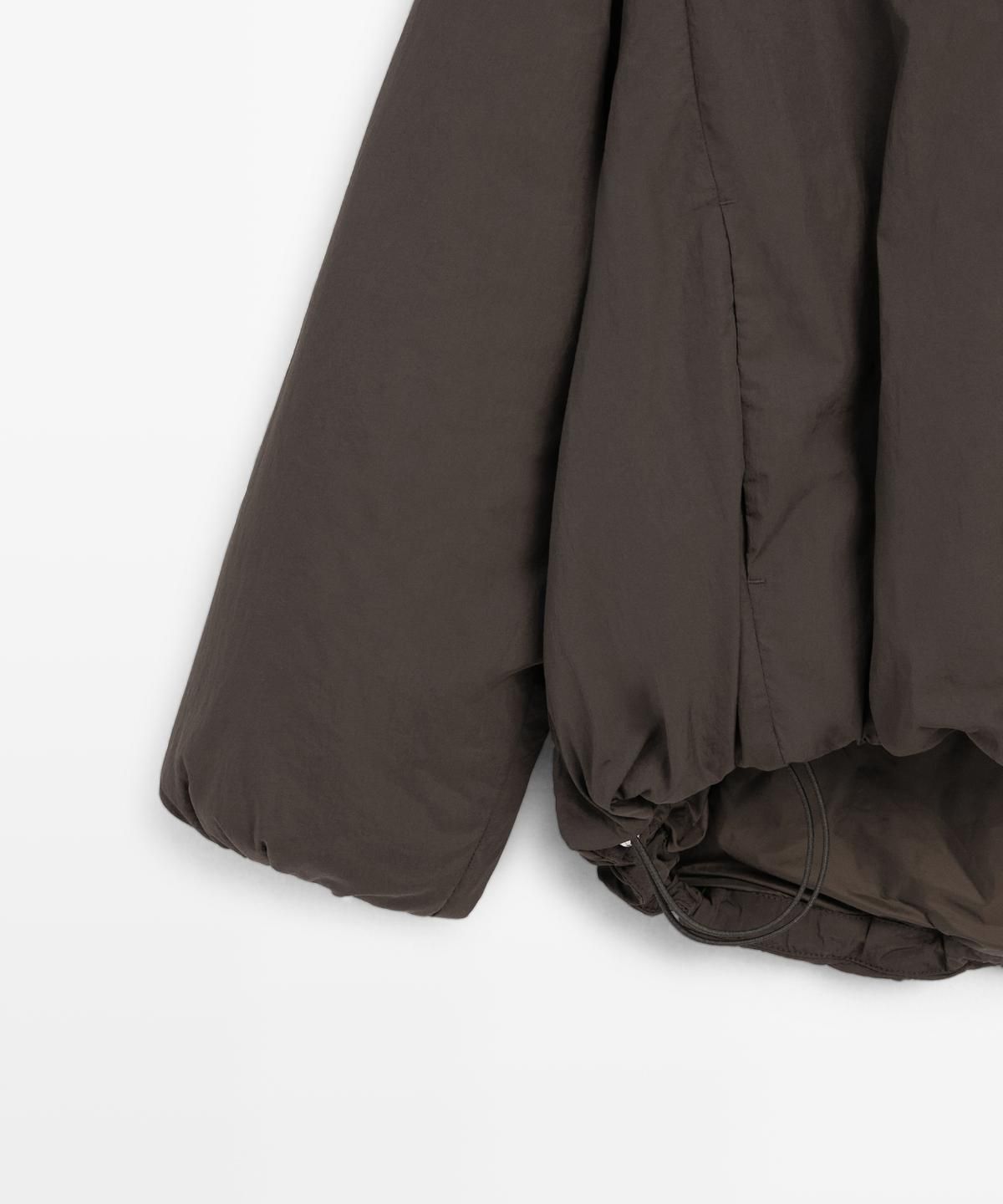 마시모두띠(MASSIMO DUTTI) 후드 디테일 water-repellent 봄버 재킷