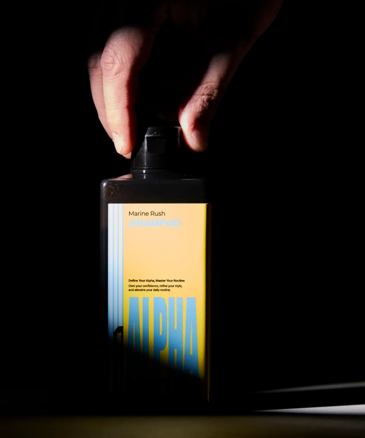알파루틴(ALPHAROUTINE) 마린러쉬 콜라겐 저자극 두피 샴푸 300ml (+펌프 증정)