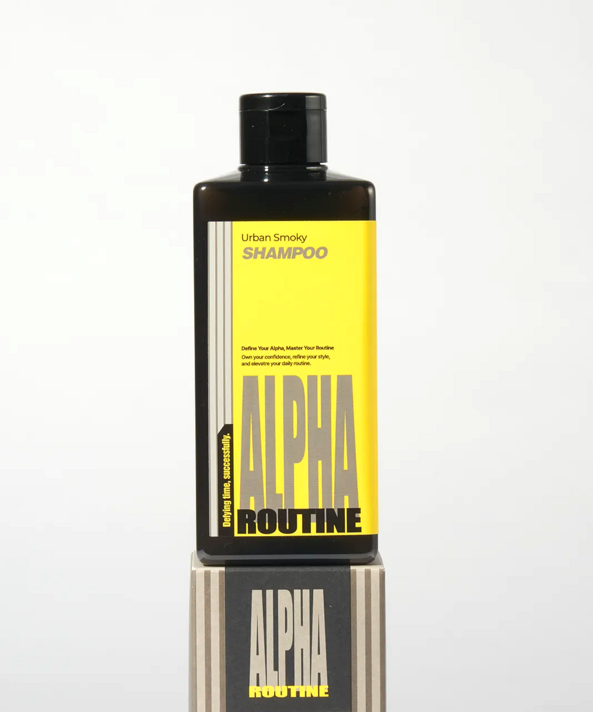 알파루틴(ALPHAROUTINE) 어반스모키 콜라겐 저자극 퍼퓸 샴푸 300ml (+펌프 증정)