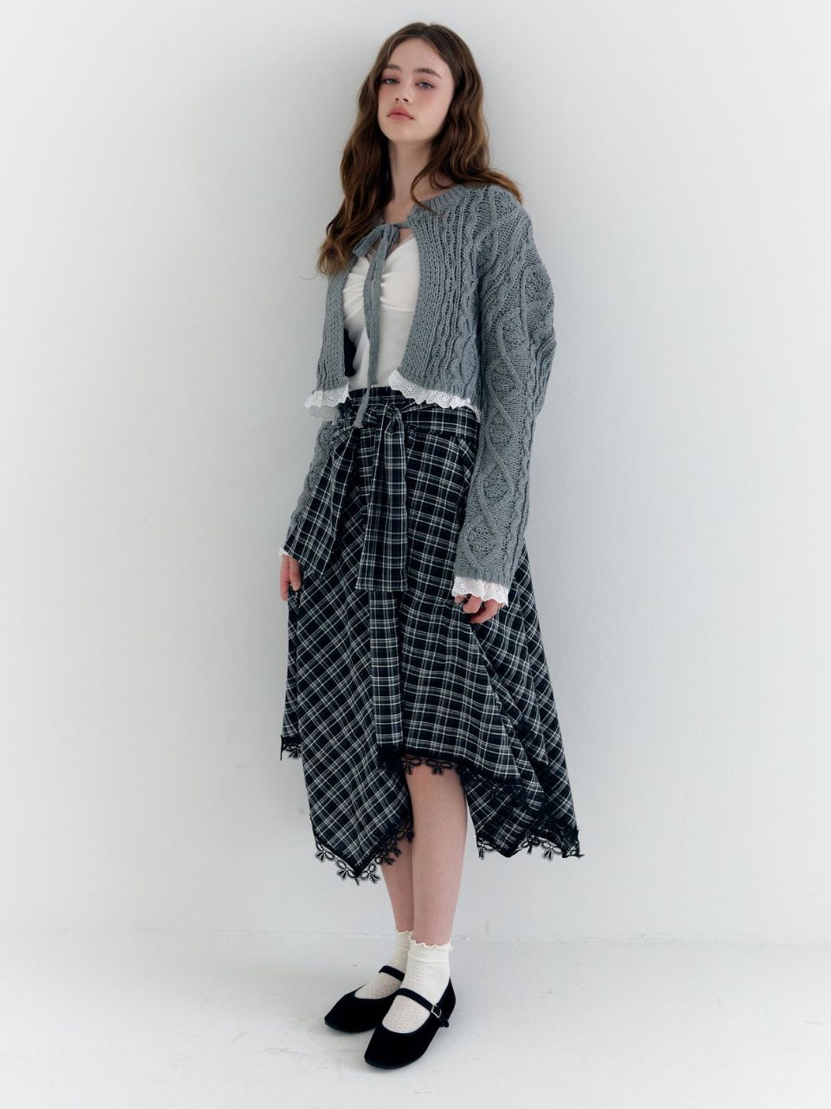 패브릭서울(FABRICSEOUL) lace cable puff knit cardigan