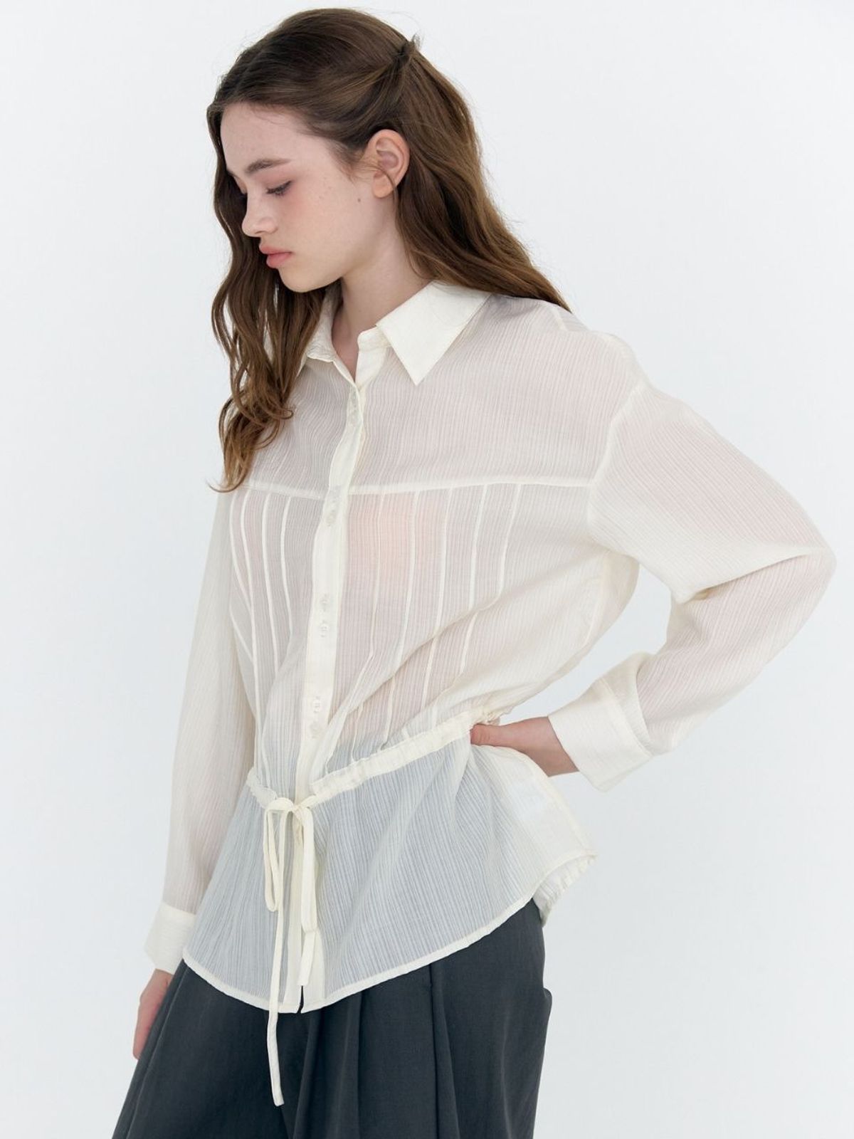 패브릭서울(FABRICSEOUL) button pintuck string blouse