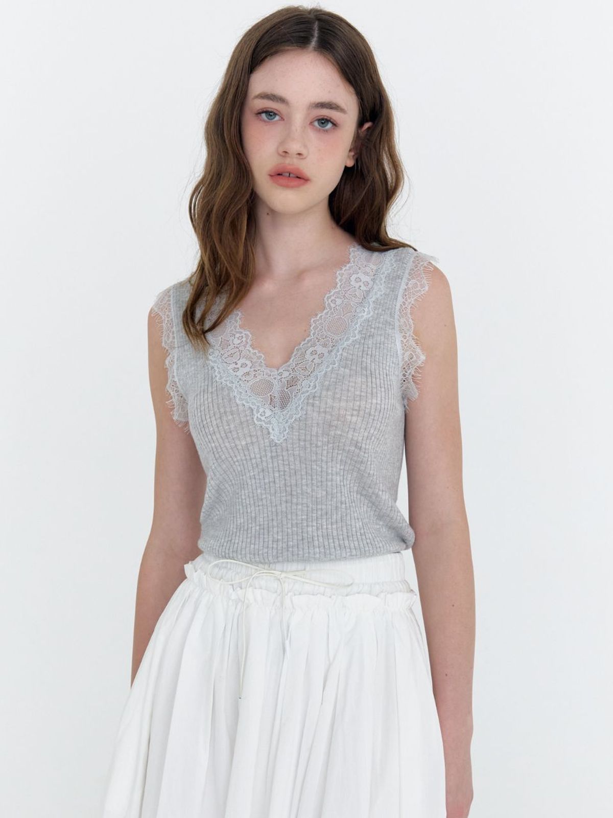 패브릭서울(FABRICSEOUL) lace ribbed sleeveless top knit