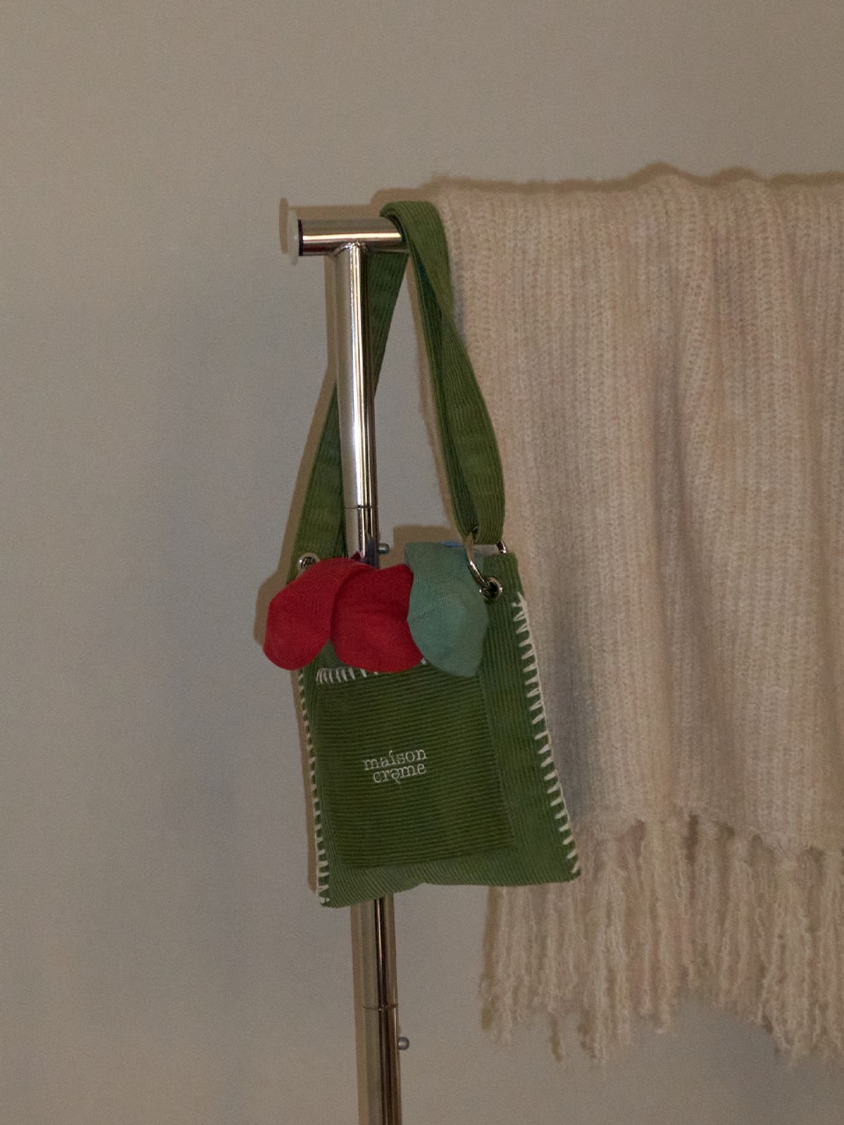 메종크렘(MAISON CREME) Petit Collage Bag_Corduroy Matcha
