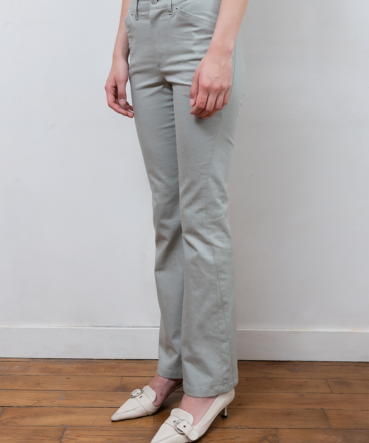 파버(FABEUR) CURVED LINE BOOTCUT PANTS (GREY)