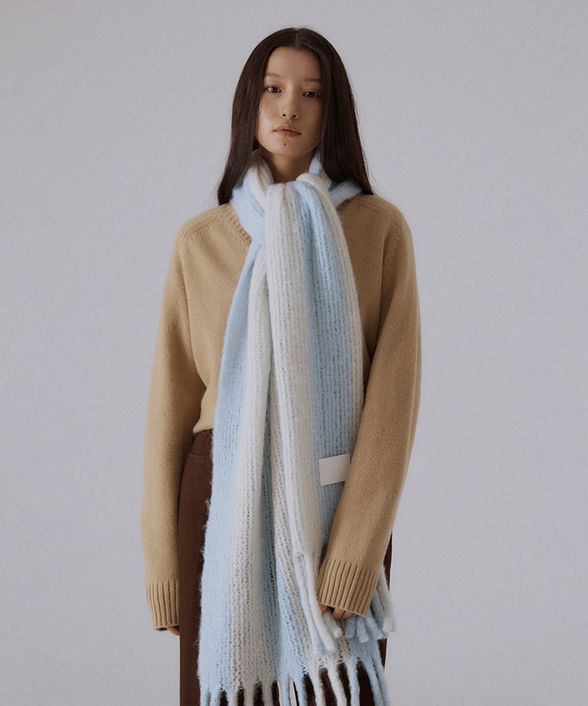 실른(SILN) Serra wide stripe knit muffler (BLUSH PINK/IVORY)