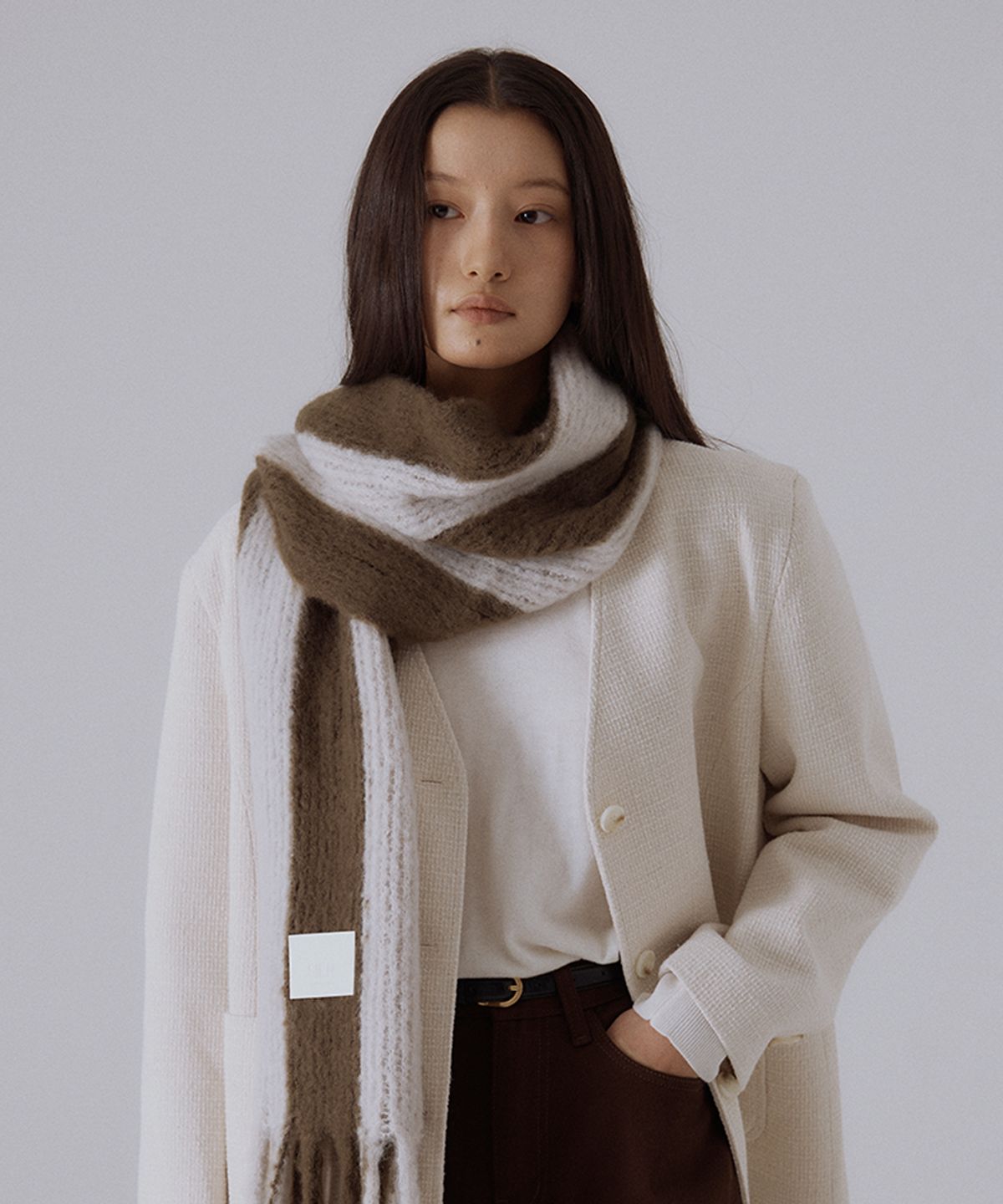 실른(SILN) Serra wide stripe knit muffler (BLUSH PINK/IVORY)