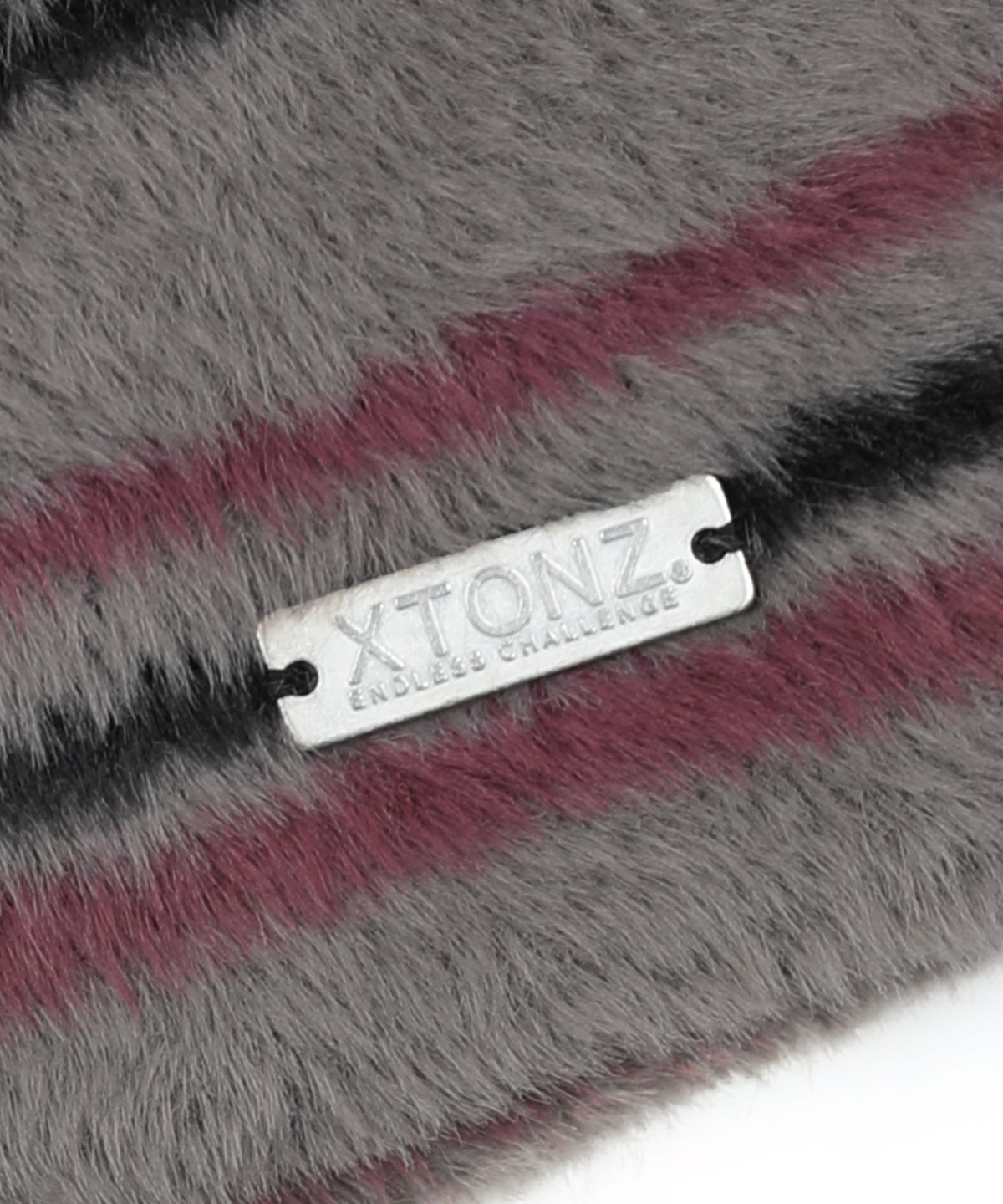 엑스톤즈(XTONZ) XTA095 스트라이프 소프트 헤어리 비니 (GRAY)
