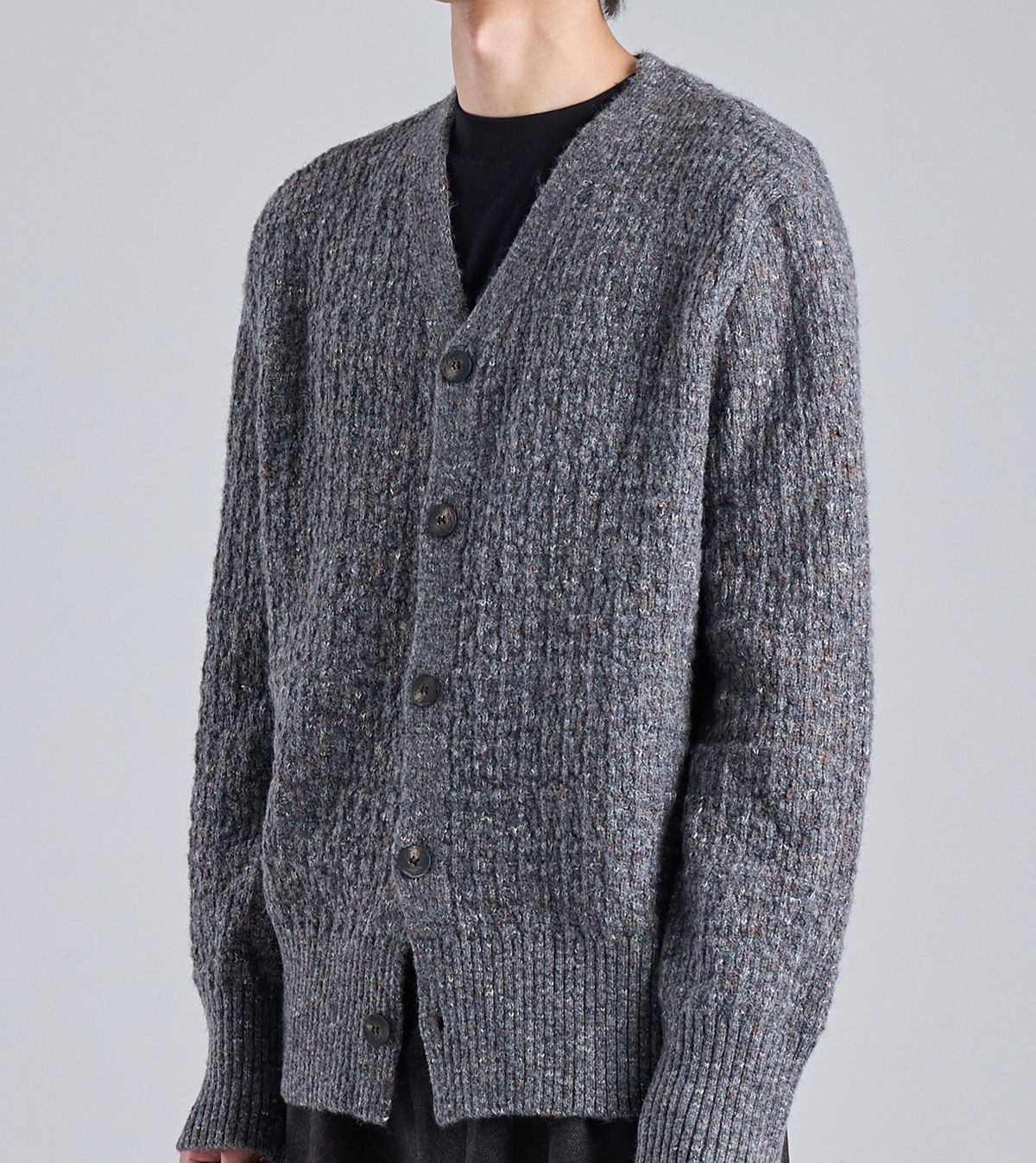 버튼서울(BUTTON SEOUL) 울블렌드 텍스쳐드 니트 가디건 (차콜)