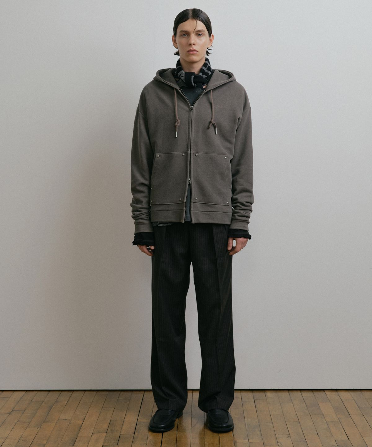 더스티화이트(DUSTYWHITE) BROWN VINTAGE PIGMENT 2WAY HOOD ZIP-UP