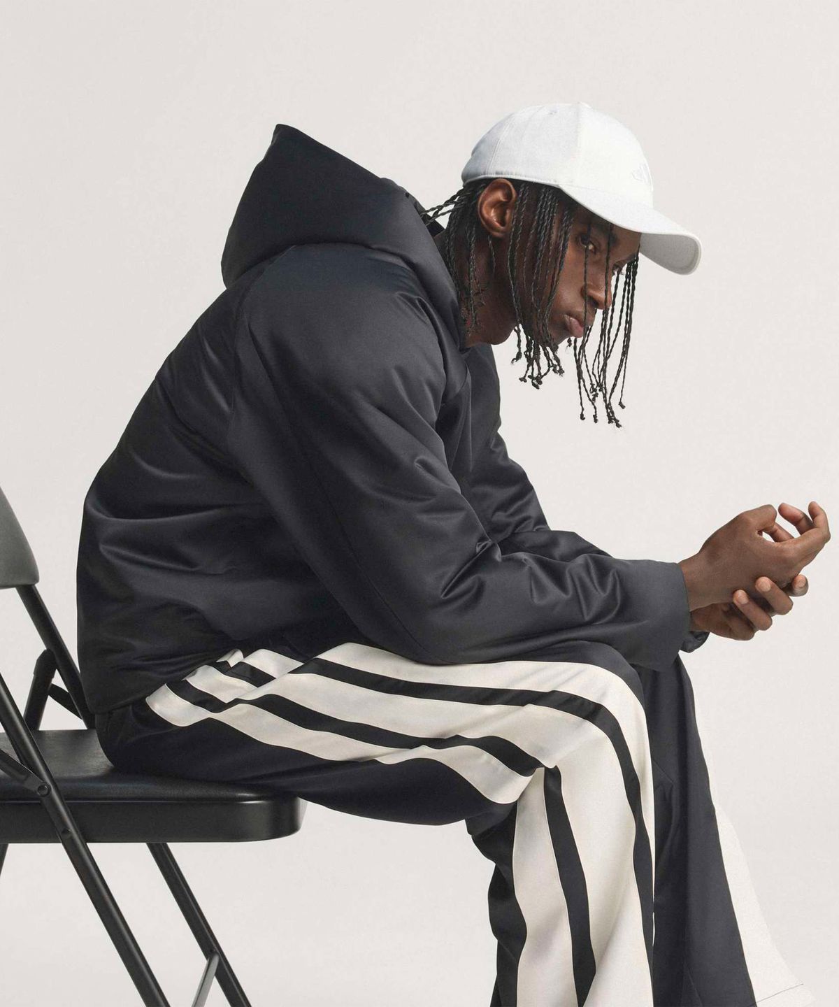 아디다스(ADIDAS) 럭스 팬츠 - 블랙 / JL6885
