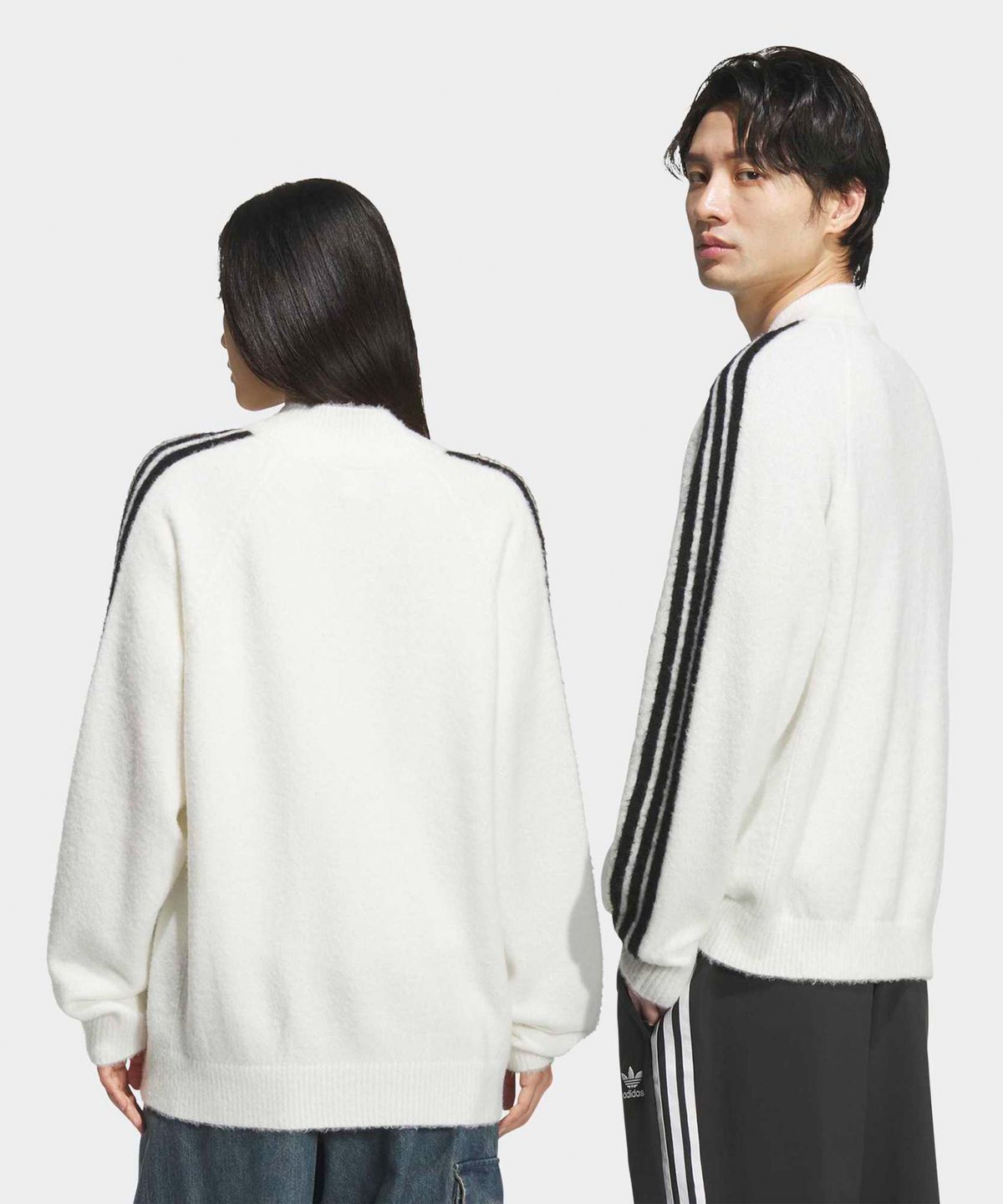 아디다스(ADIDAS) 니트 슈퍼스타 트랙탑 - 화이트 / KD9397