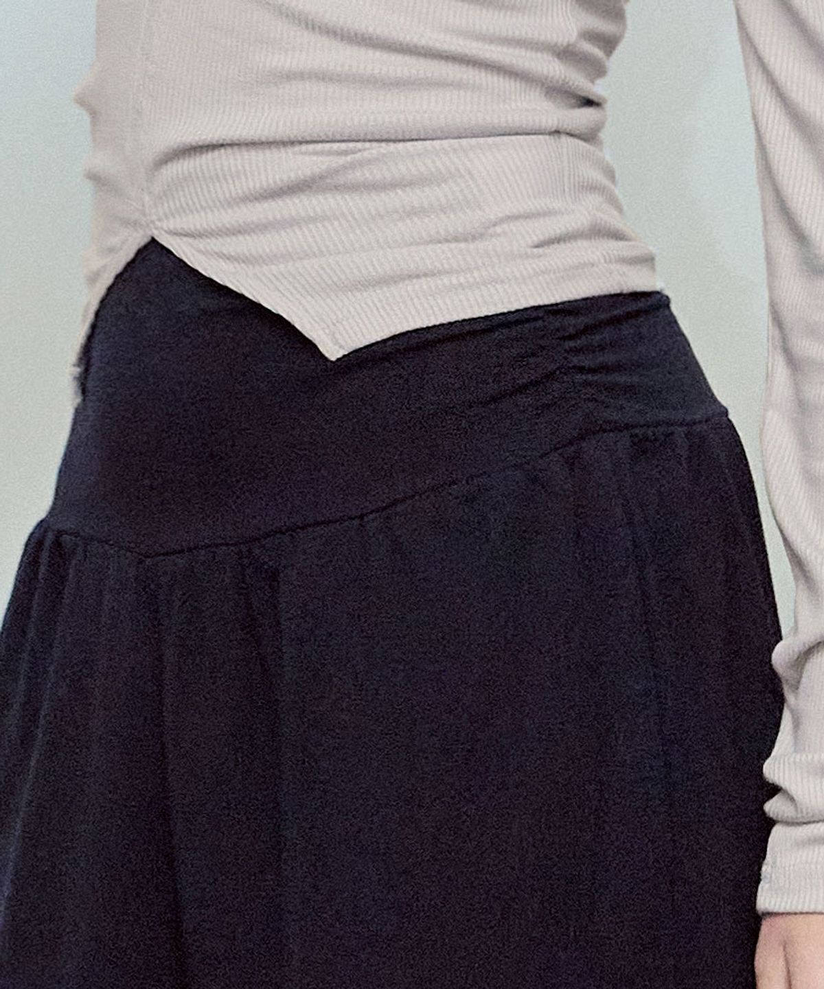 데비웨어(DEVIWEAR) 퍼지 와이드 하렘팬츠 DEVI-B0089-네이비