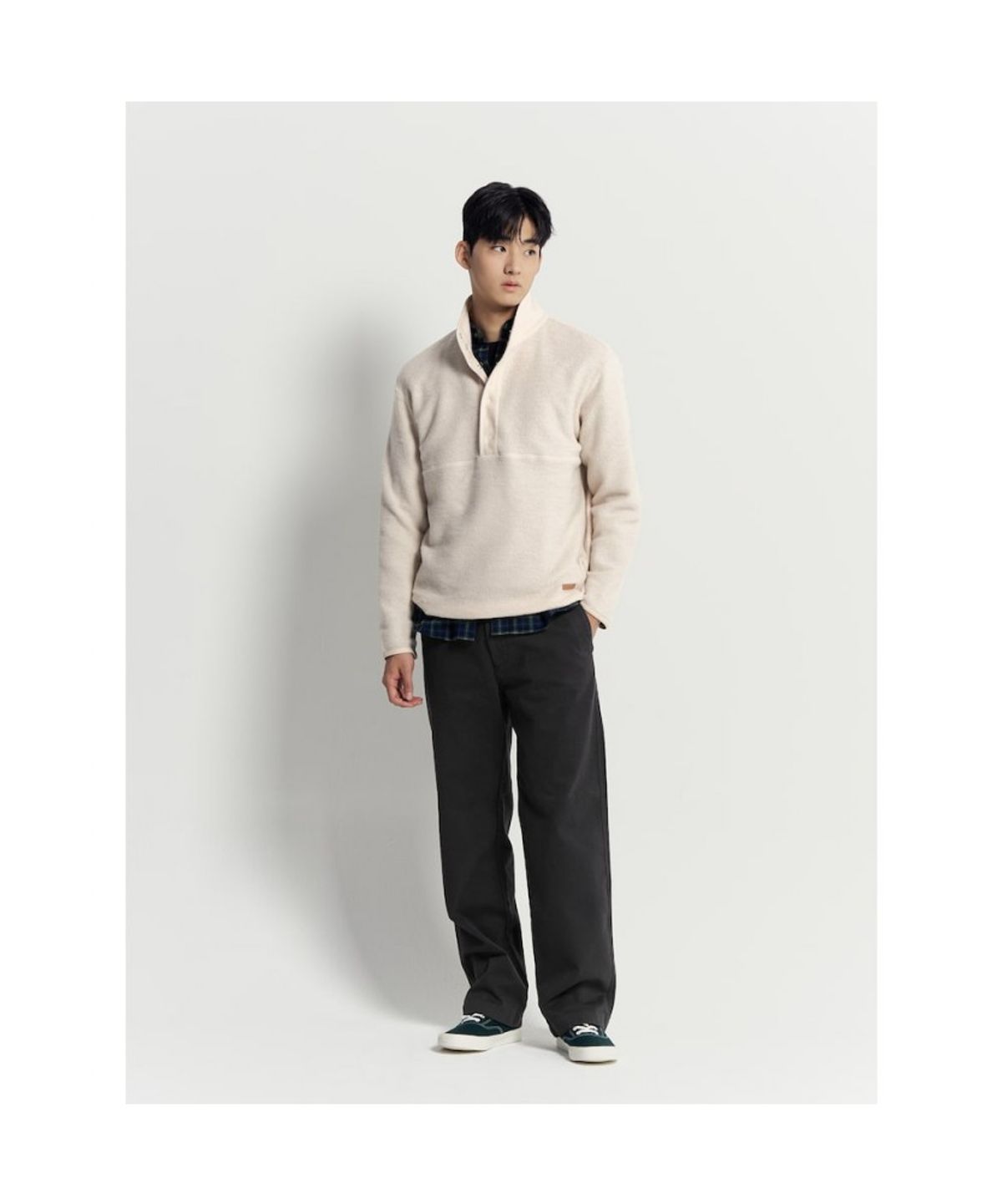 빈폴 멘(BEANPOLE MEN) 코지 울혼방 반오픈 맨투맨  아이보리