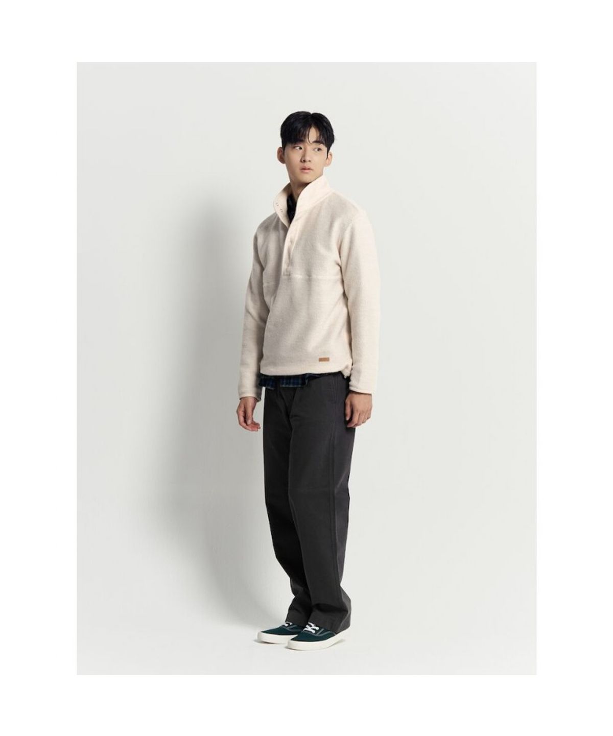 빈폴 멘(BEANPOLE MEN) 코지 울혼방 반오픈 맨투맨  아이보리