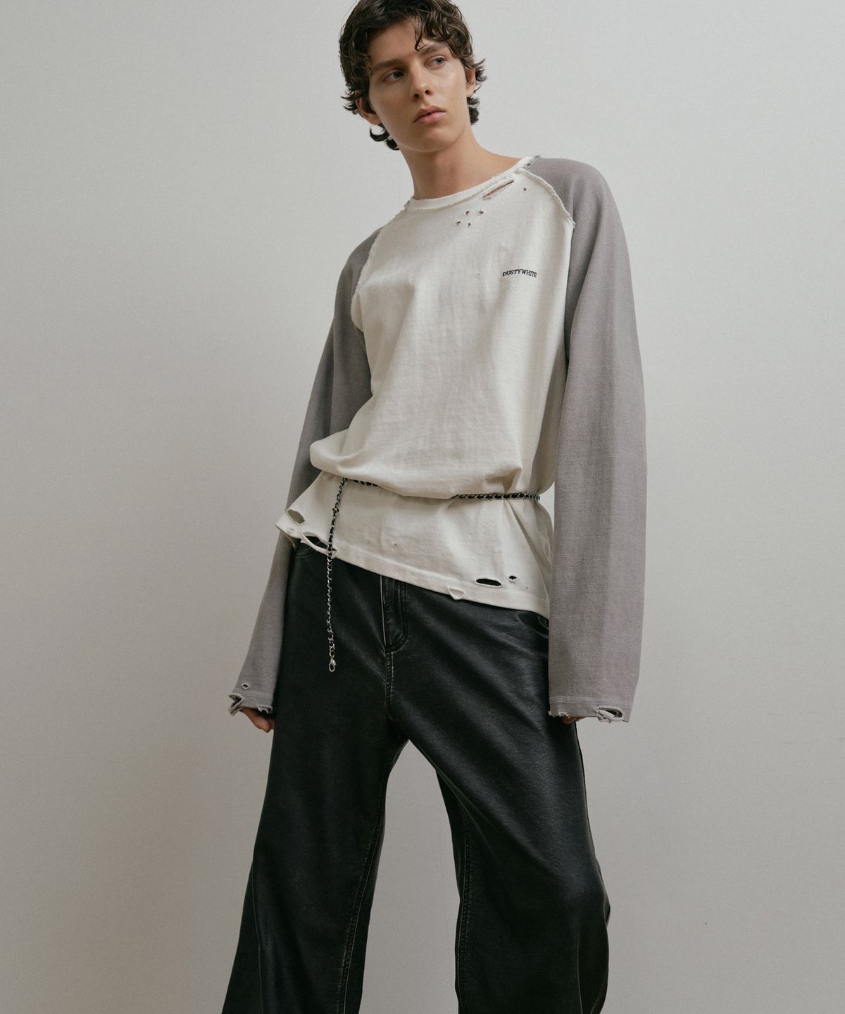 더스티화이트(DUSTYWHITE) 5s COTTON PIGMENT DESTROYED WHITE RAGLAN LONG T-SHIRT