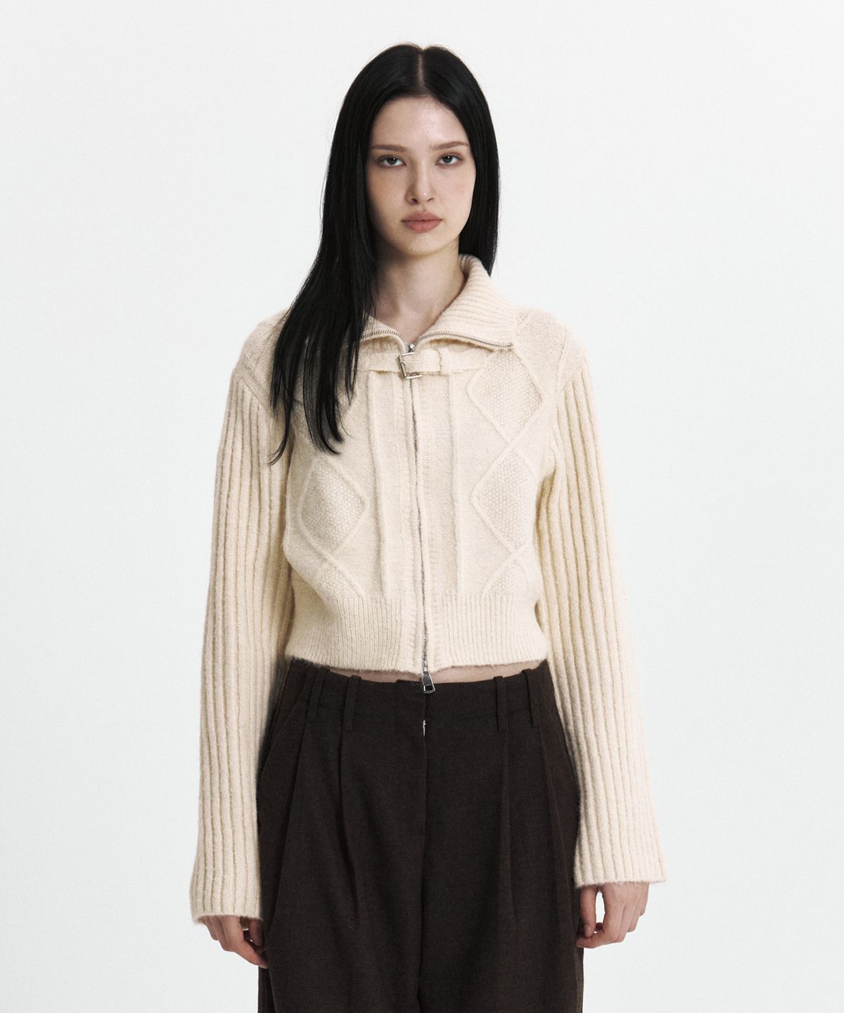 큐리티(CURETTY) C HIGH NECK KNIT CARDIGAN_IVORY