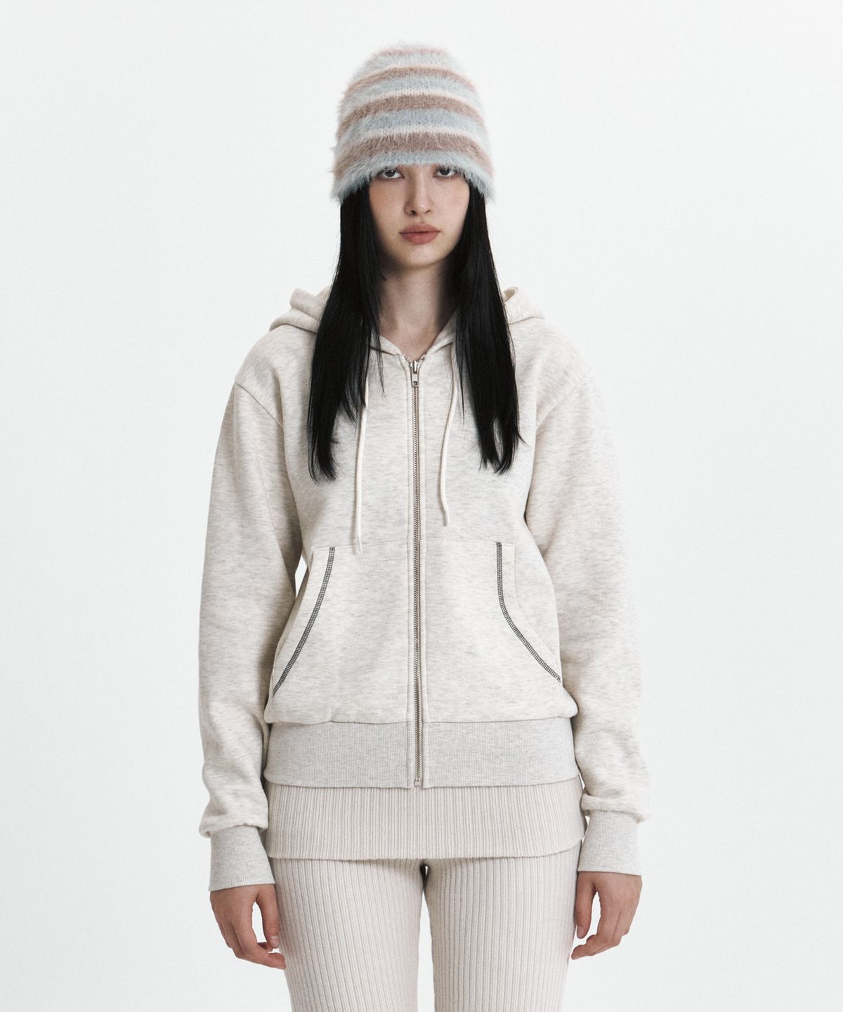 큐리티(CURETTY) C VELVET LOGO FLEECE ZIP-UP HOODIE_OATMEAL