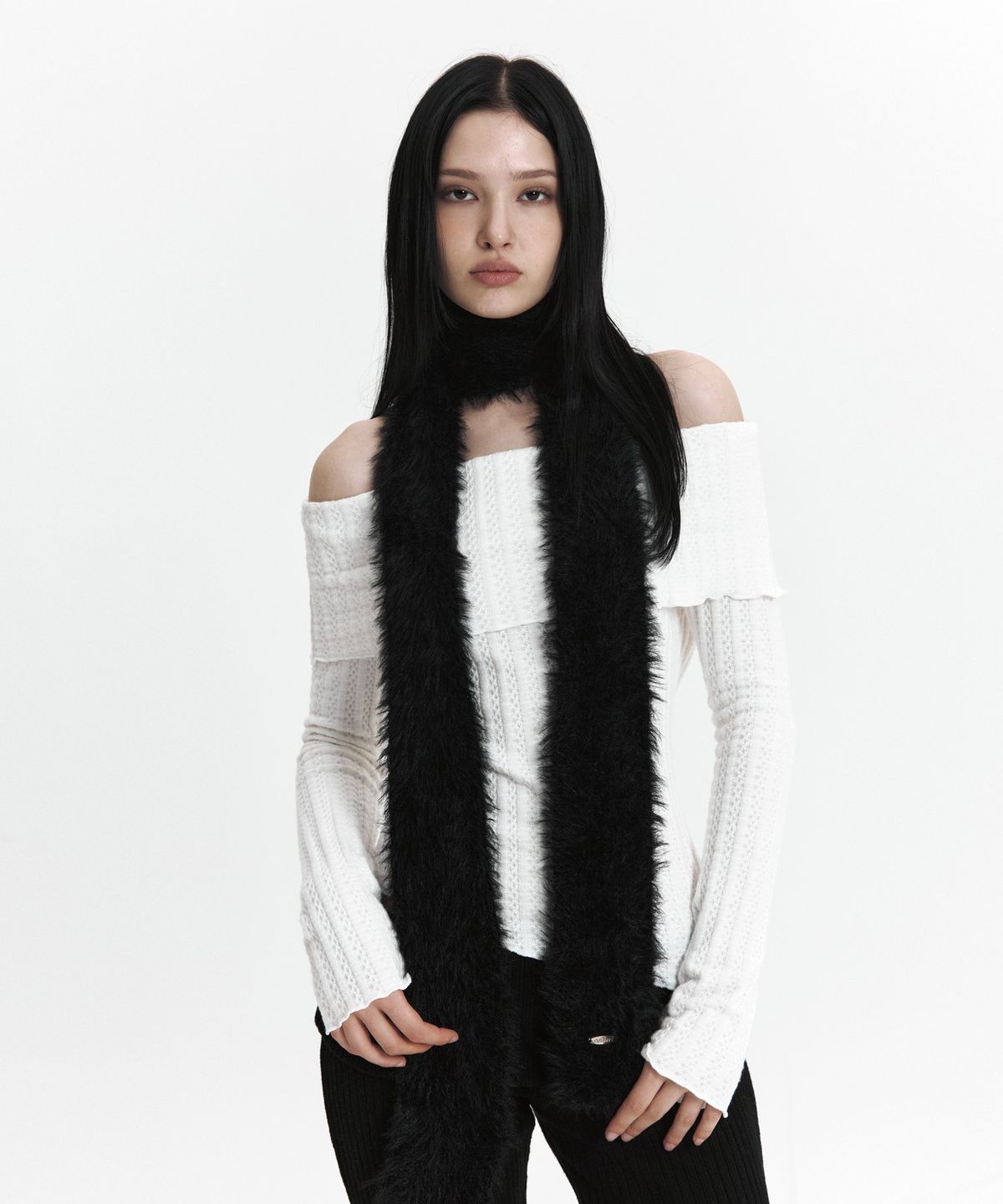 큐리티(CURETTY) C HAIRY MUFFLER_BLACK
