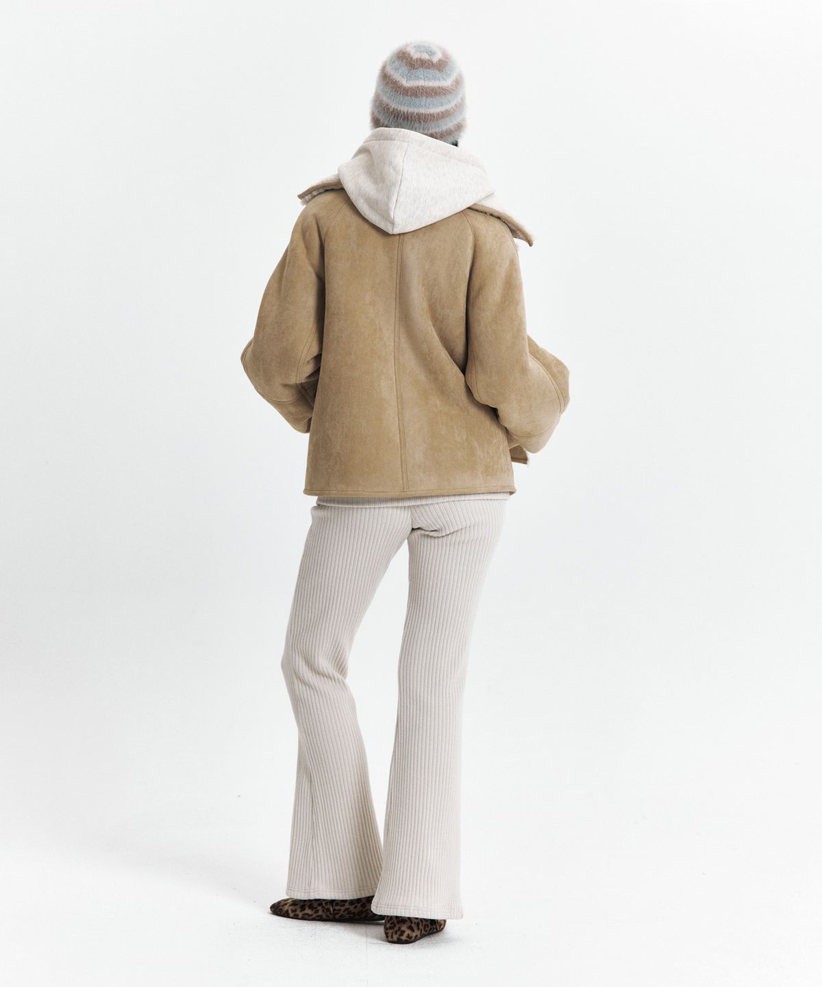 큐리티(CURETTY) C FUR REVERSIBLE MUSTANG_BEIGE