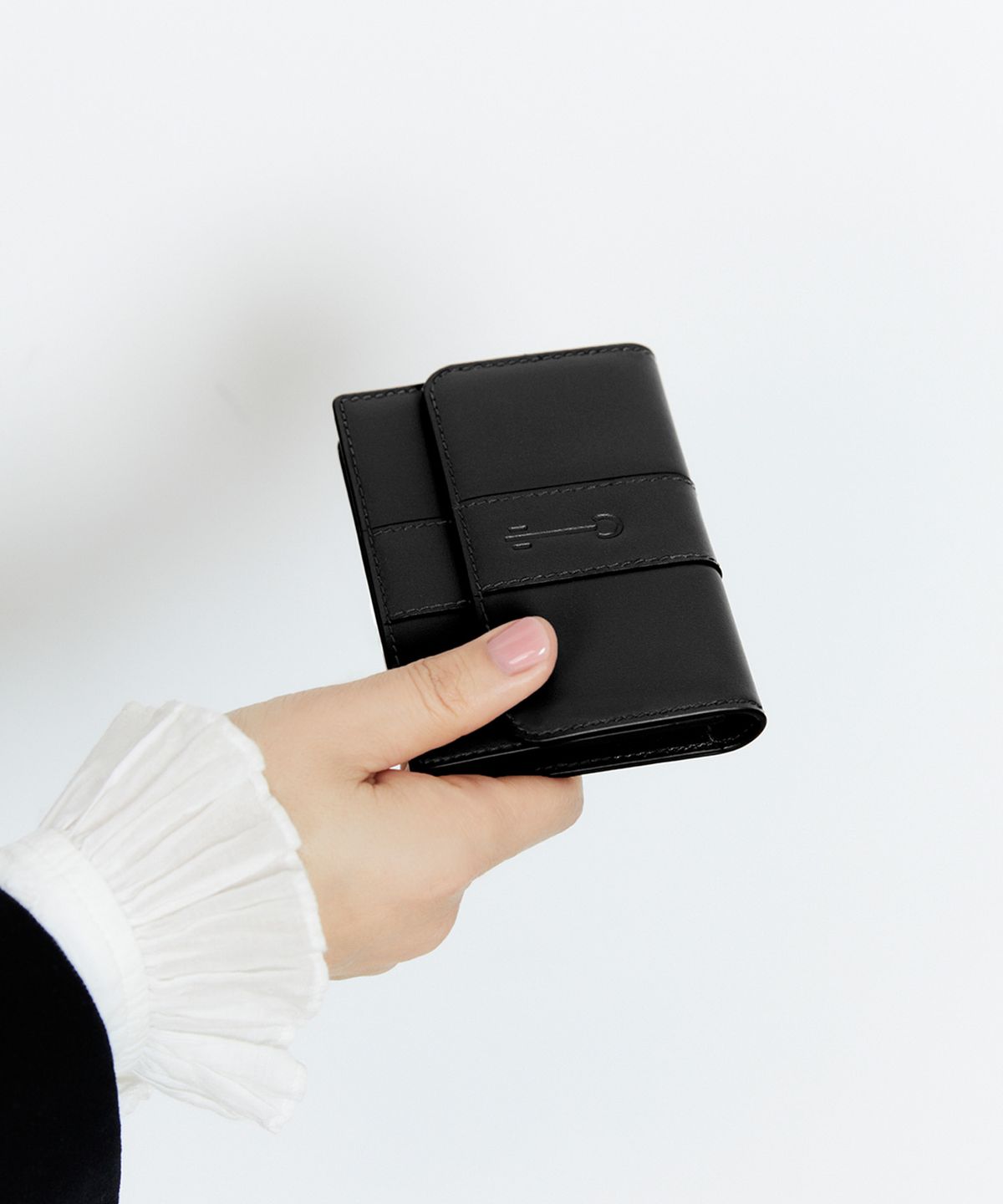 끌라베(CLAVE) 엘바 블랙 카드지갑 (ELVA Black Card Wallet)