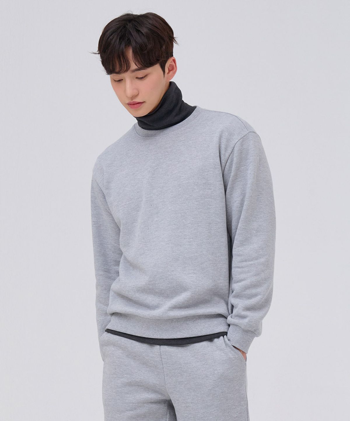 체이스컬트(CHASECULT) 공용 에센셜 기모 맨투맨 티셔츠-그레이