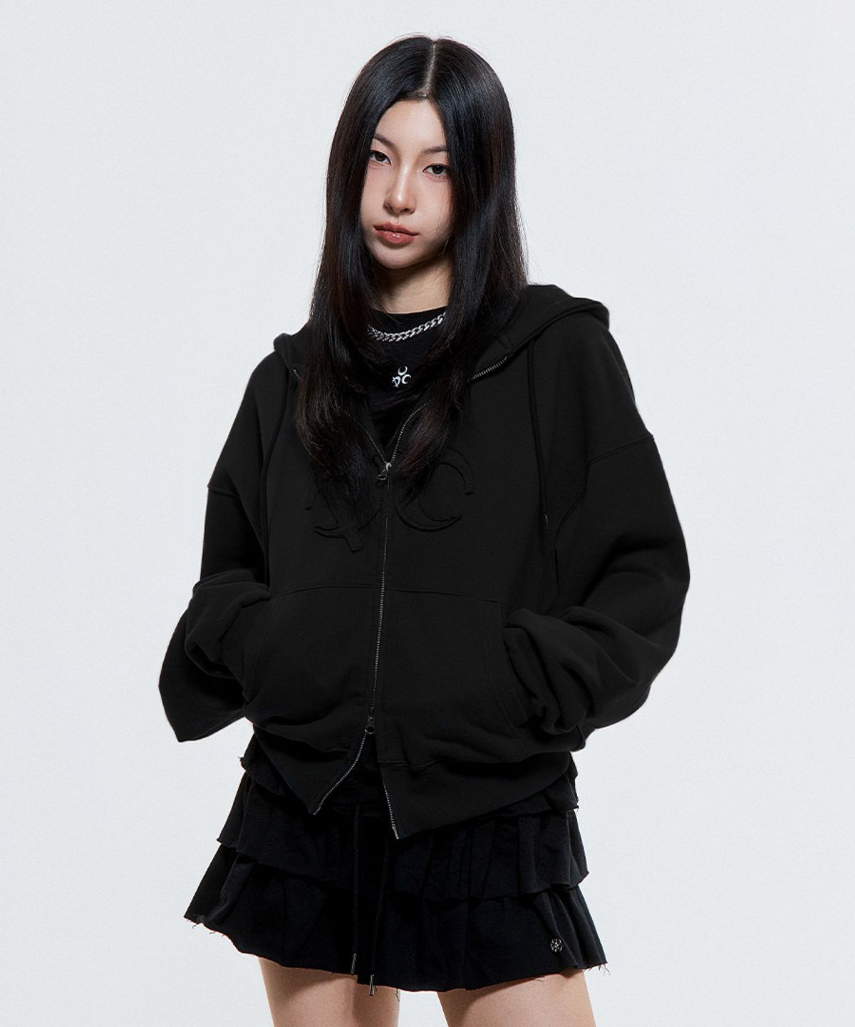 디오스피스(DAUSPICE) (DUC) Symbol Hoodie Zip-up Black