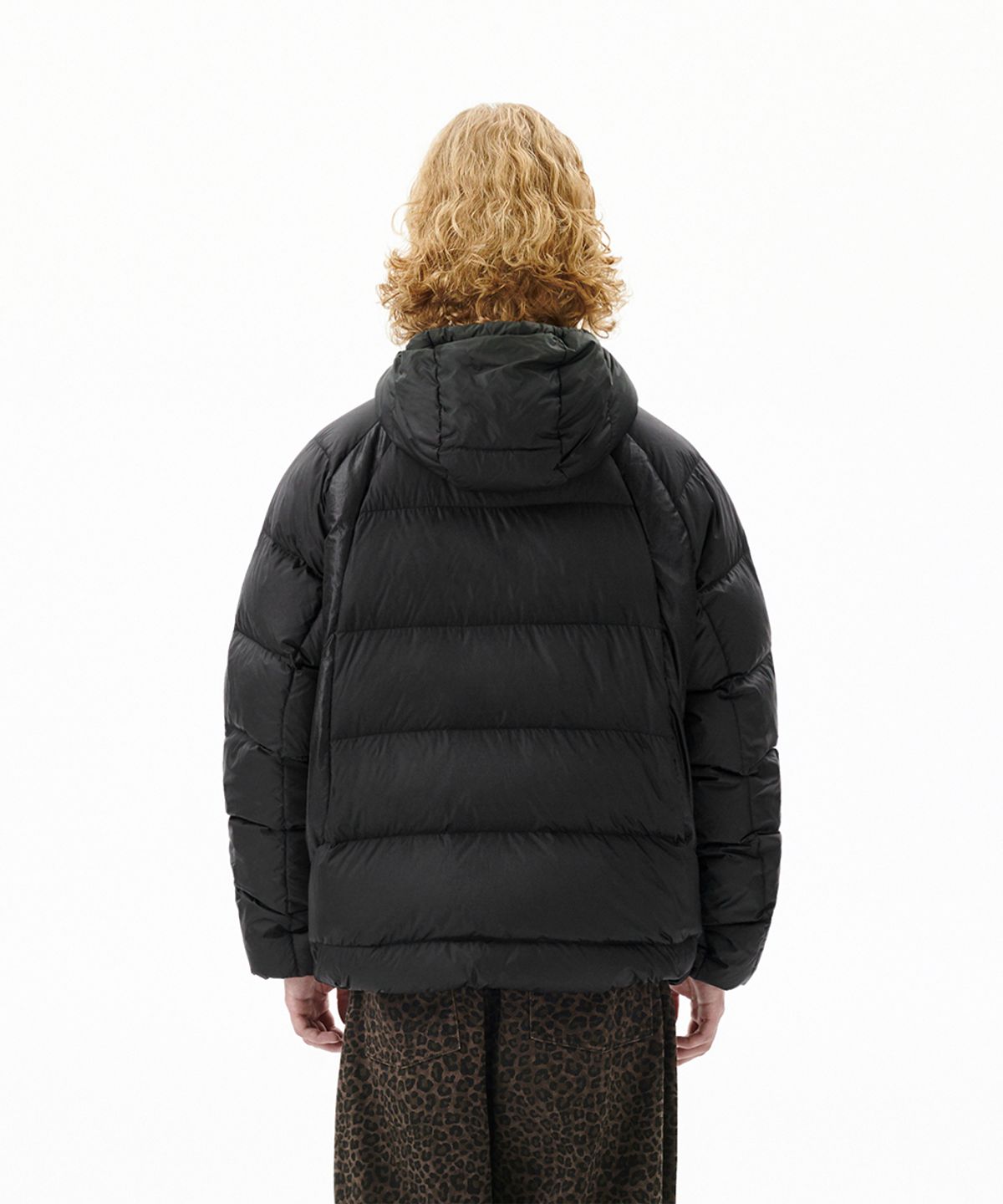 마하그리드(MAHAGRID) PANELED DOWN PUFFER BLACK(MG2FWMB901A)