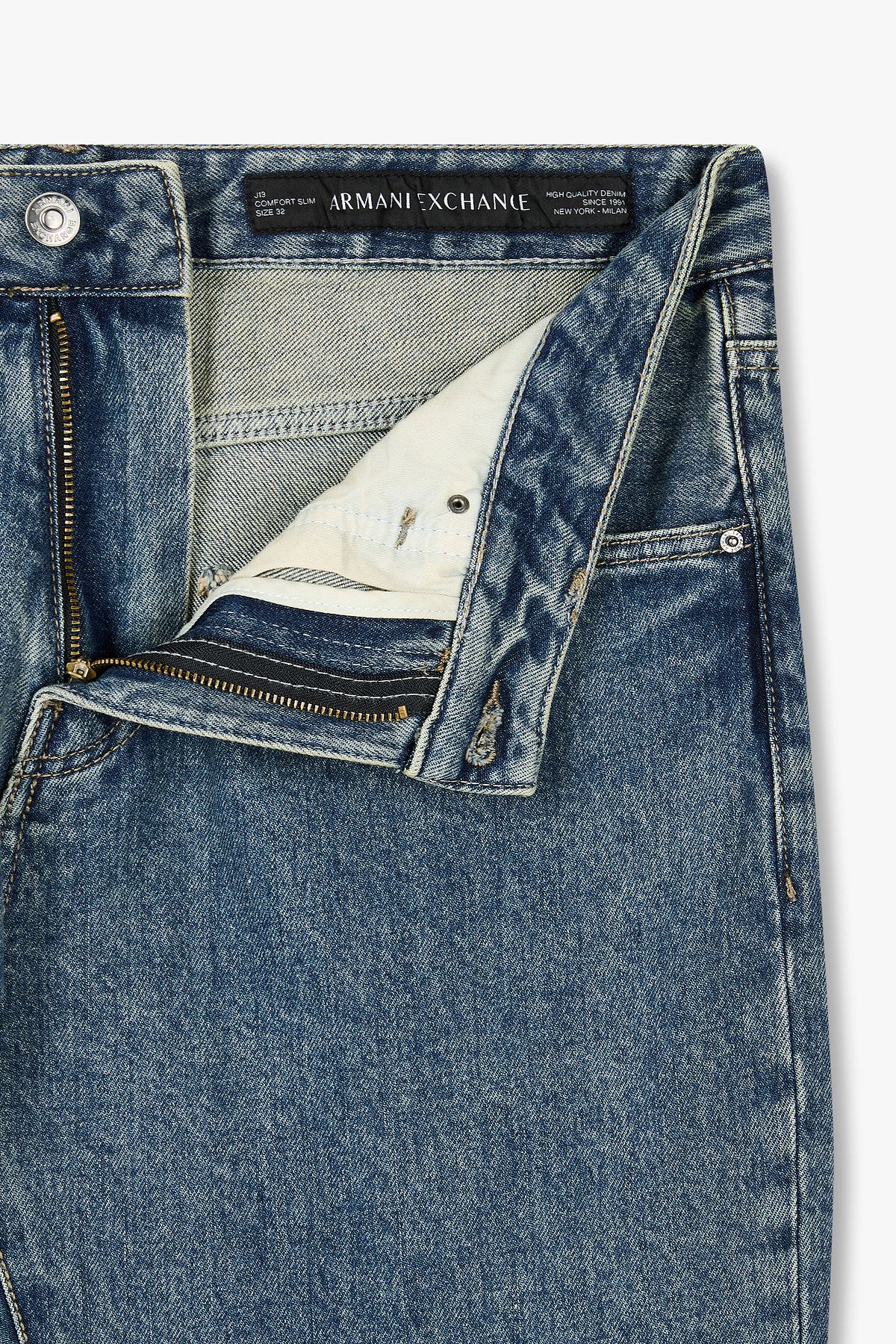 아르마니 익스체인지(ARMANI EXCHANGE) 남성 컴포트 슬림 핏 데님 팬츠_블루 A415340001