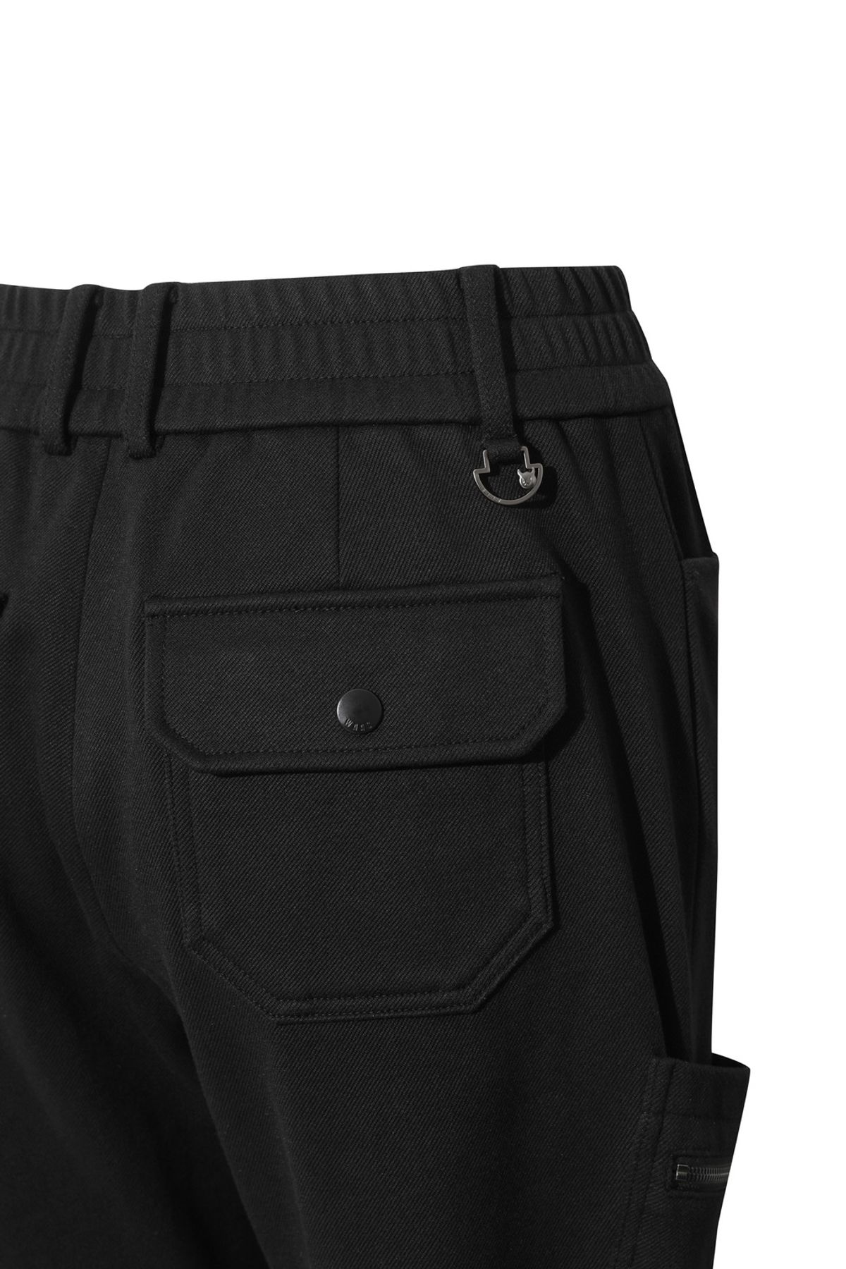 왁(WAAC) [Exclusive] Winter Jogger pants WWPNW25901BKX