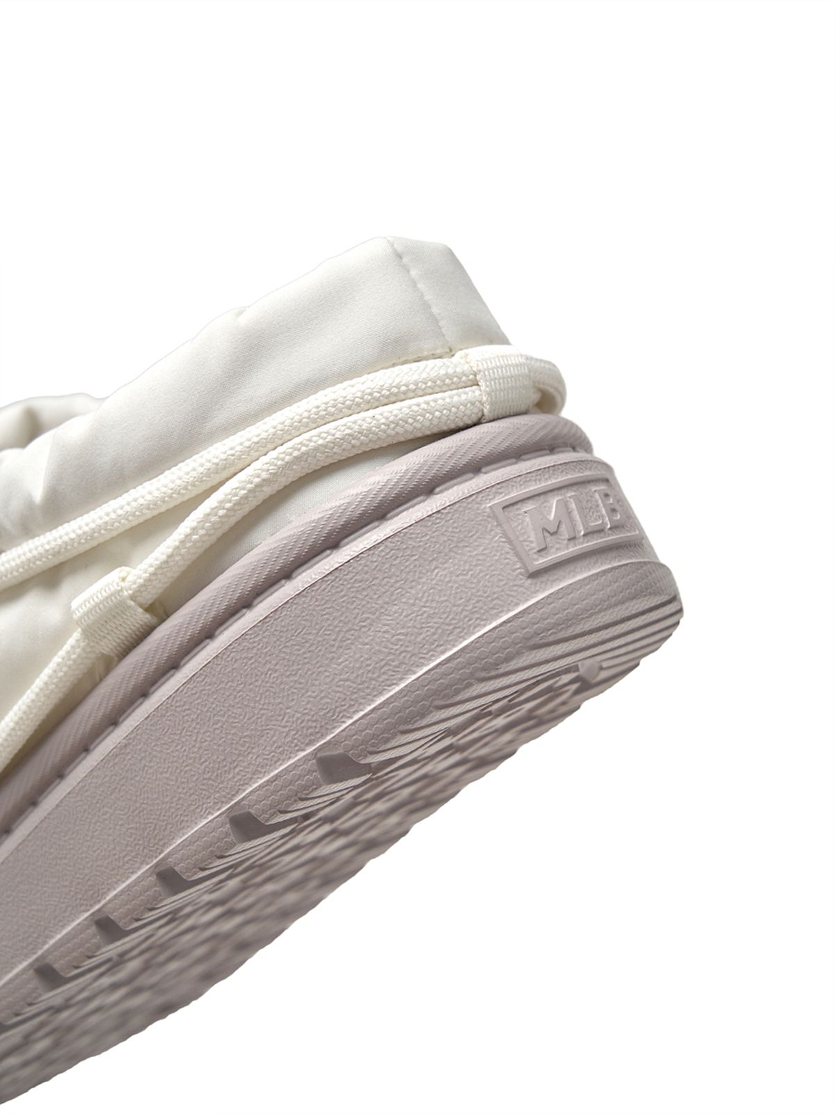 엠엘비(MLB) 플러쉬 패딩 뮬 레이스 LA (White)