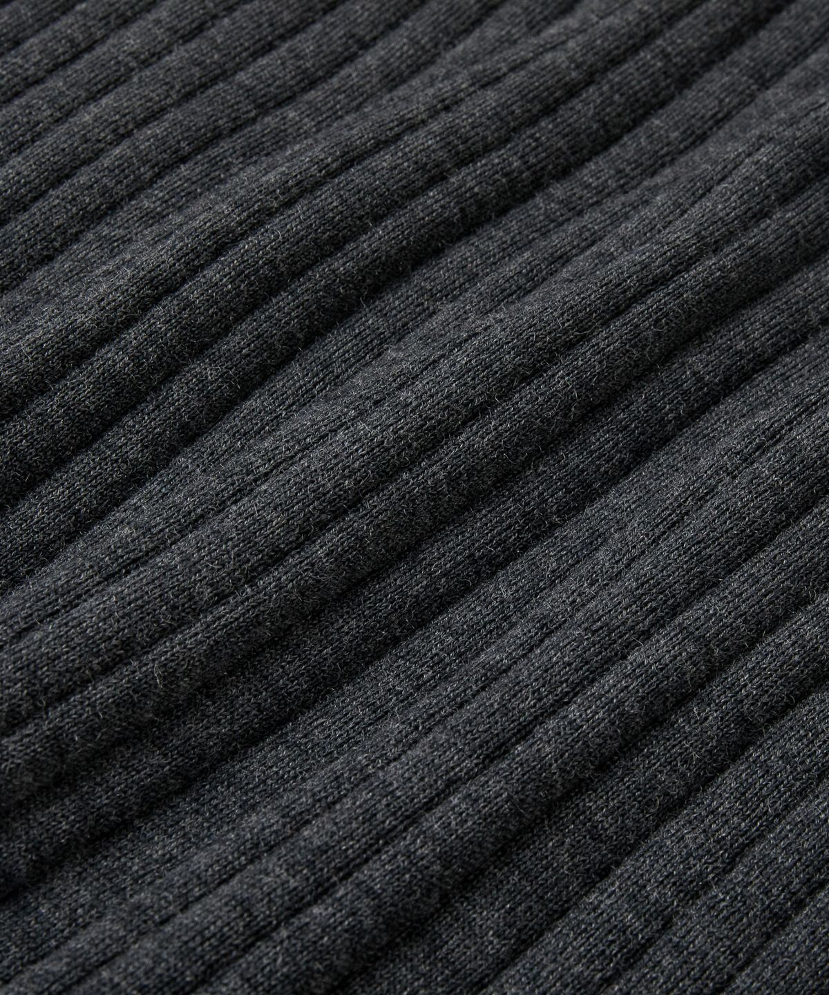 브랜디드(BRANDED) GRACE MERINO WOOL POLO KNIT [CHARCOAL]